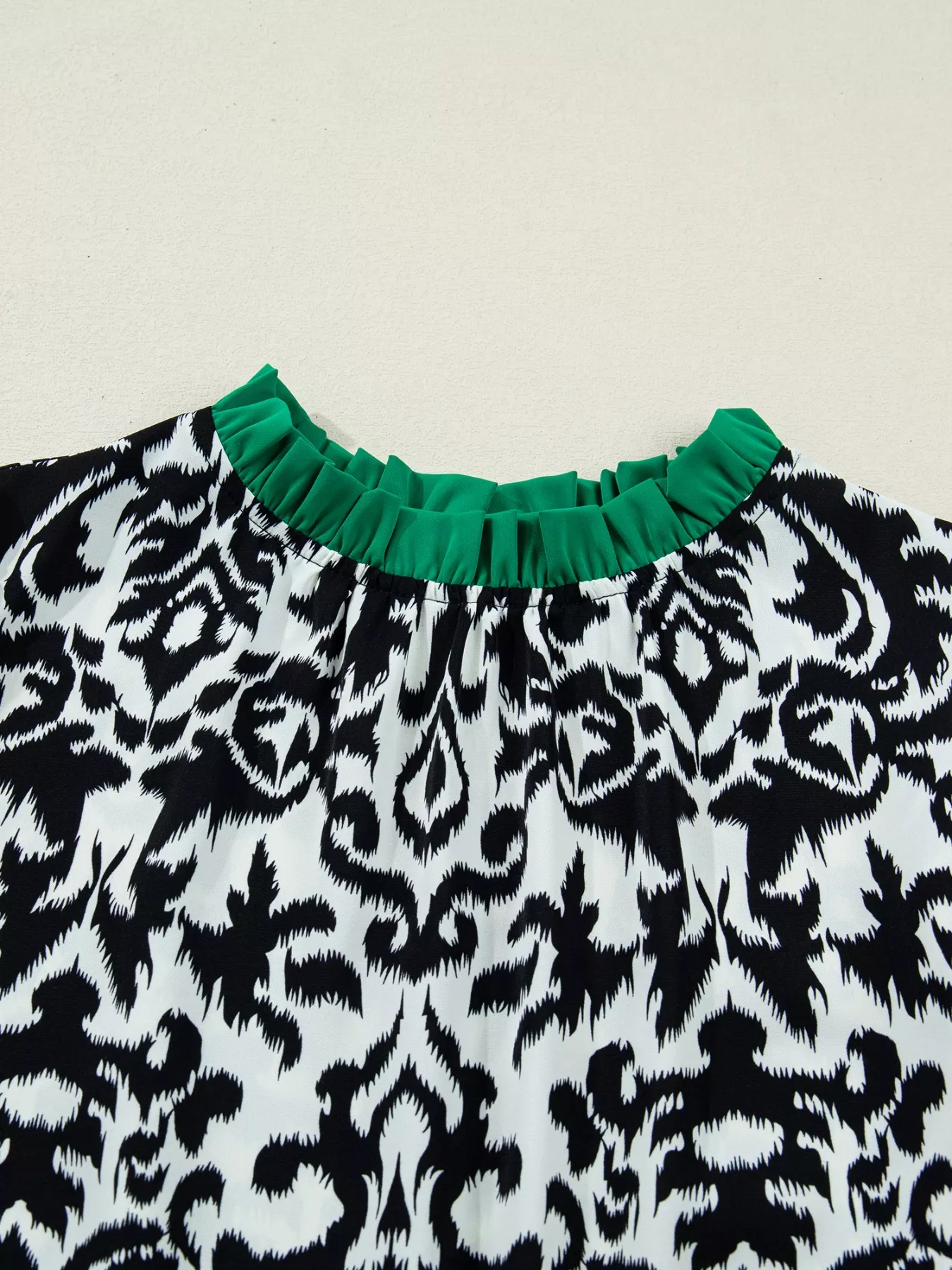 Damask Print Ruffled Color Block Detail Half Sleeve Blouse - Image 9