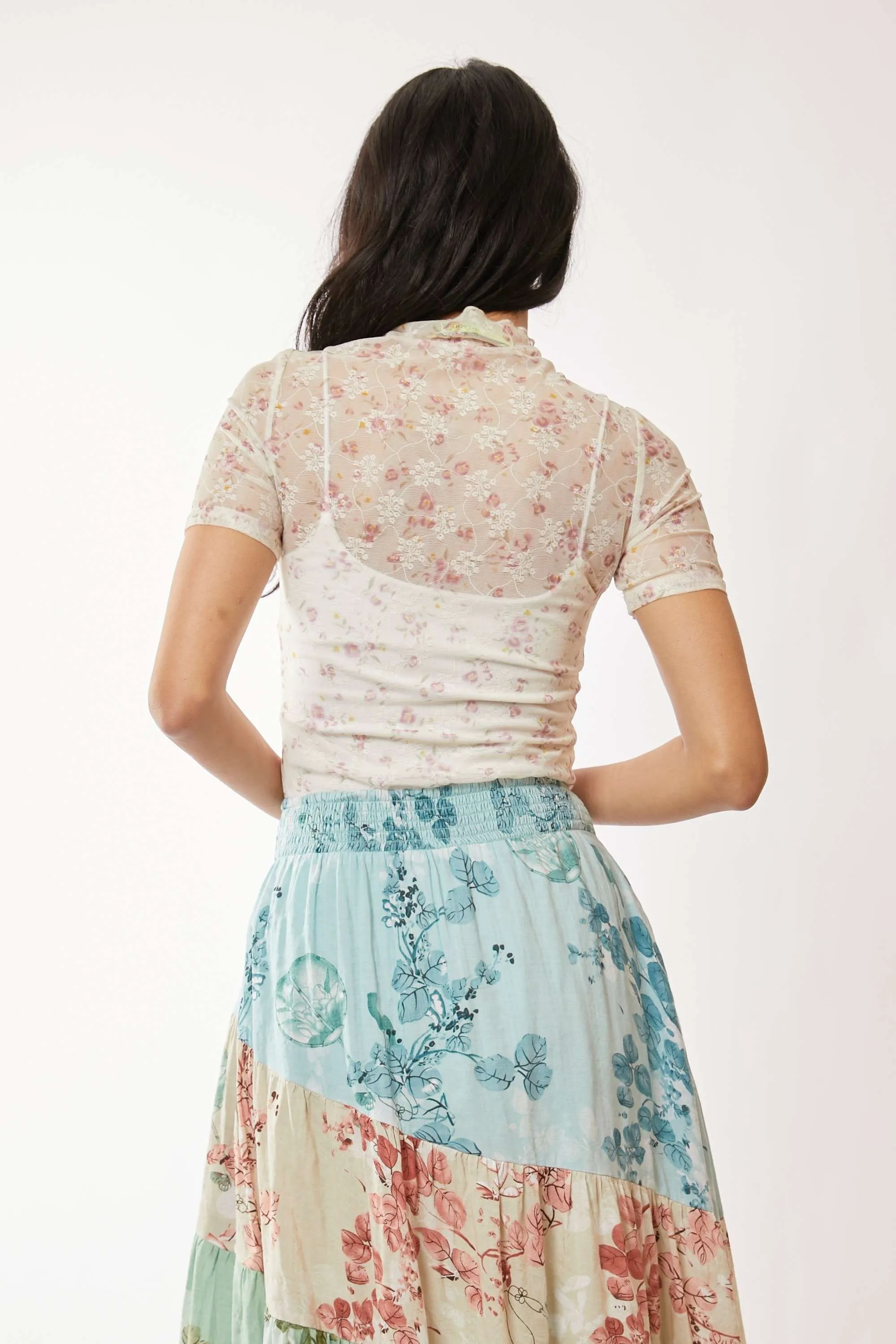 Davi & Dani Floral Mesh Mock Neck Short Sleeve Top - Image 4