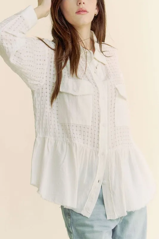 Davi & Dani Garment Washed Jacquard Button Front Shirt - Image 4