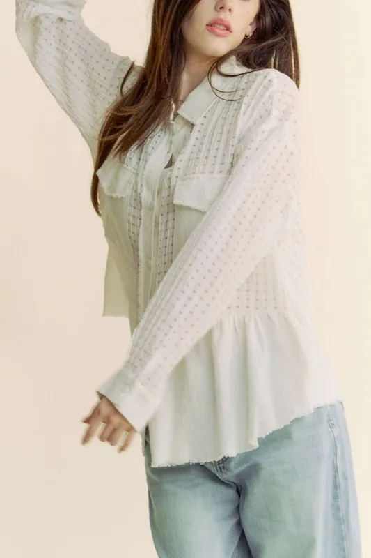 Davi & Dani Garment Washed Jacquard Button Front Shirt - Image 5