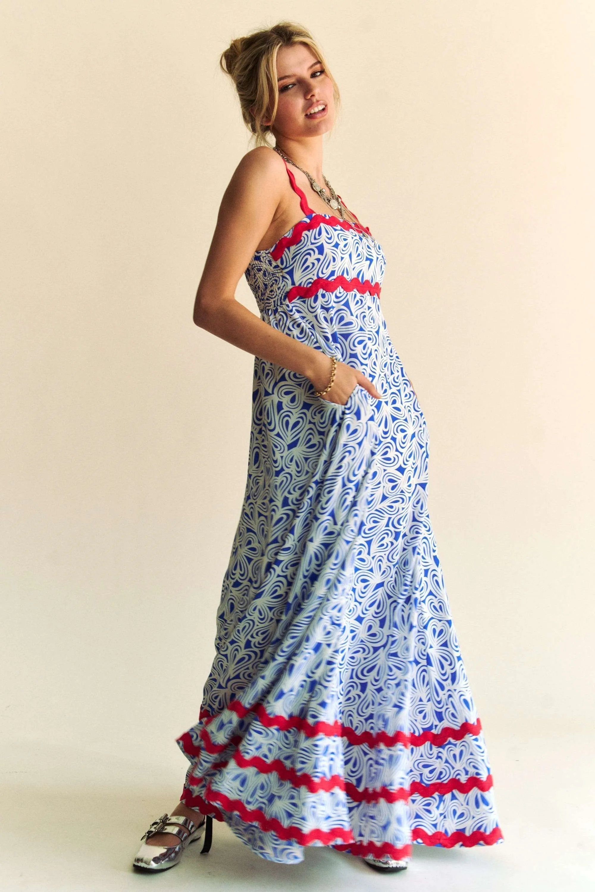 Davi & Dani Geo 2 Tone Printed Wavi Trim Tiered Maxi Dress - Image 2