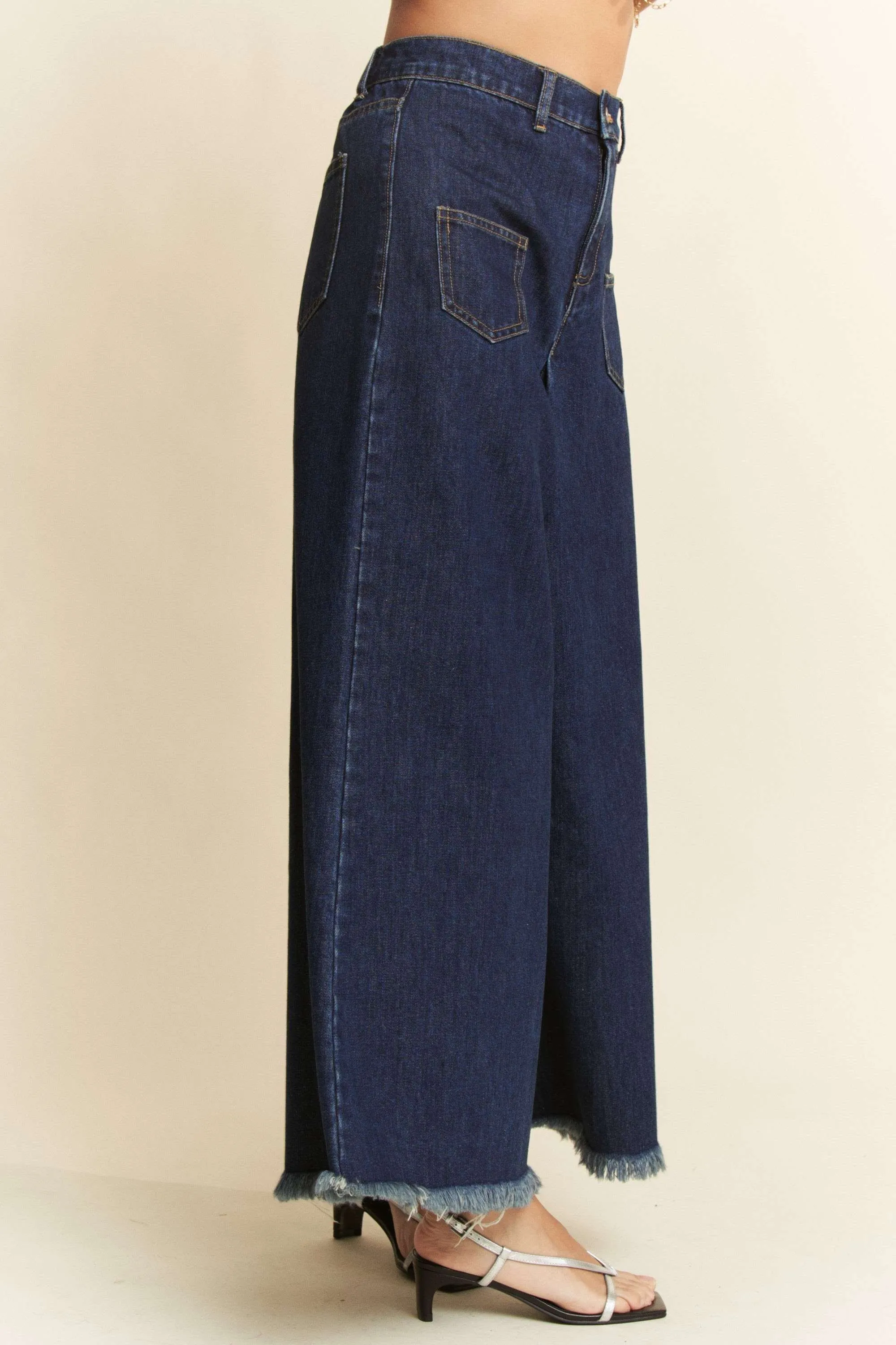 Davi & Dani Patch Pocket Wide Leg Culotte Jeans - Image 4