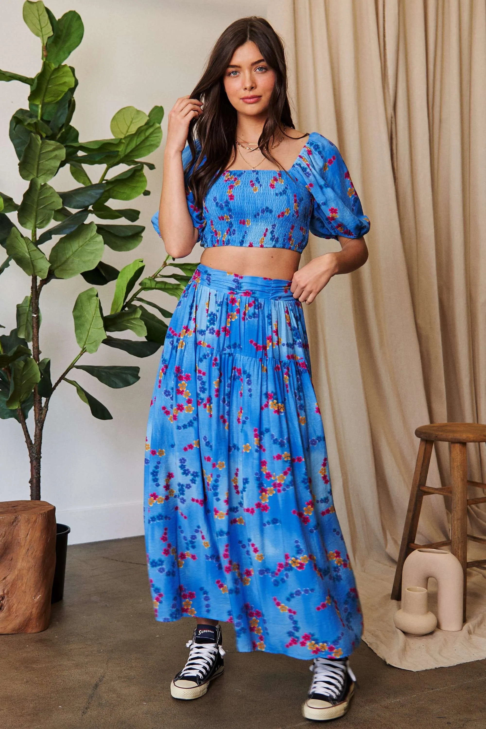 Davi & Dani Smocing Bodice Puff Short Sleeve Printed Crop Top - Image 8