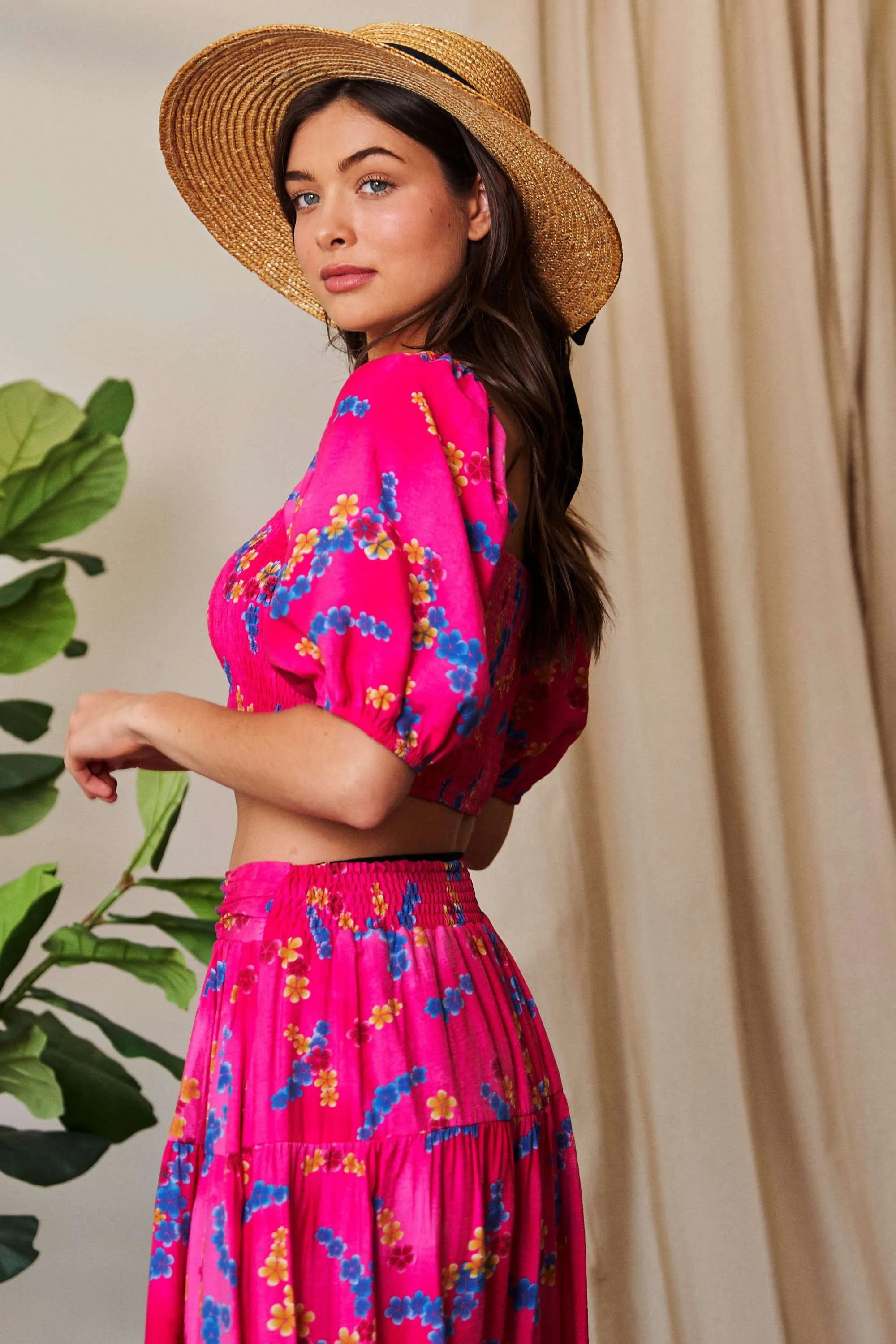 Davi & Dani Smocing Bodice Puff Short Sleeve Printed Crop Top - Image 3