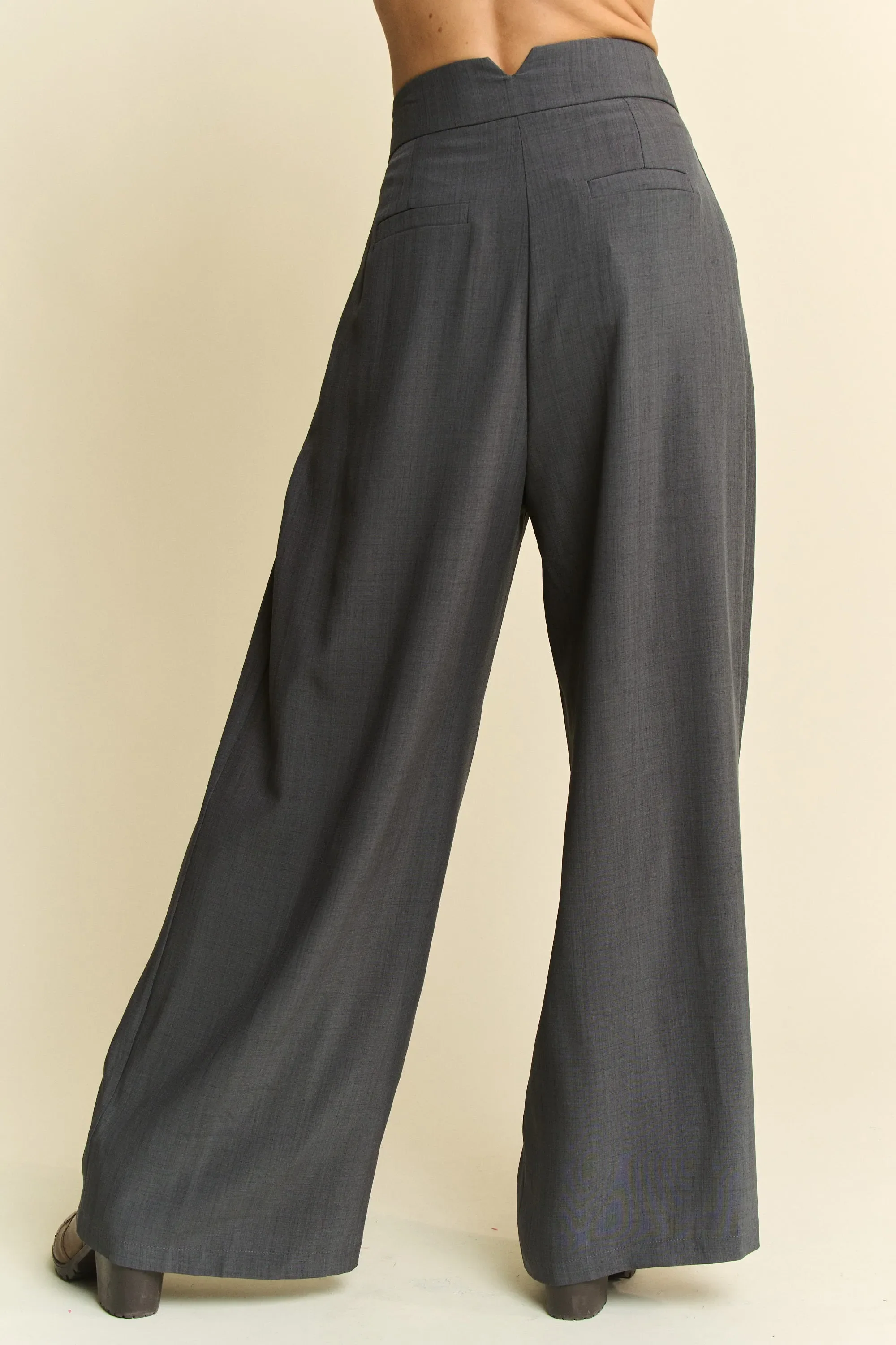 Davi & Dani Solid Back Pocket Shirring Detail Wide Leg Pants - Image 4
