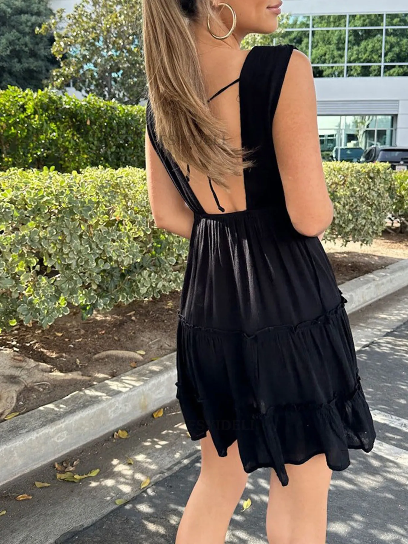 Deep V-Neck Tiered Mini Dress - Image 12
