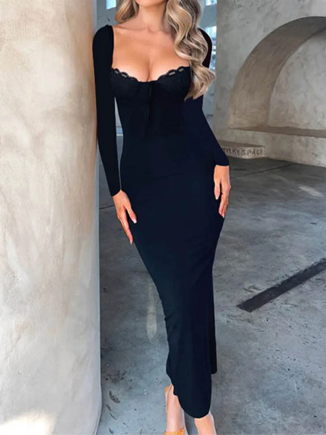 Devine Slit Lace Detail Sweetheart Neck Long Sleeve Maxi Dress - Image 5