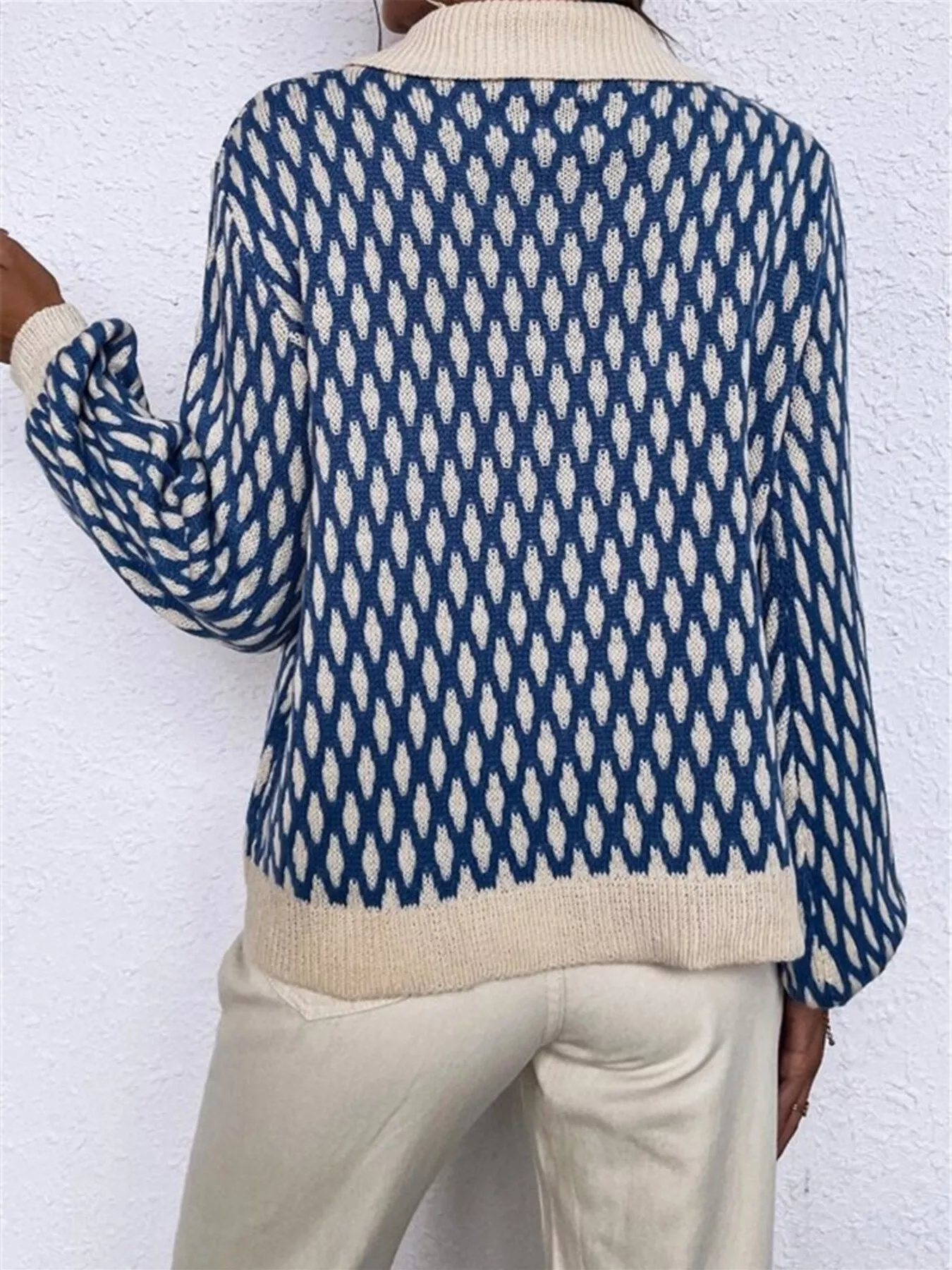 Diamond Pattern Peter Pan Collar Sweater - Image 2