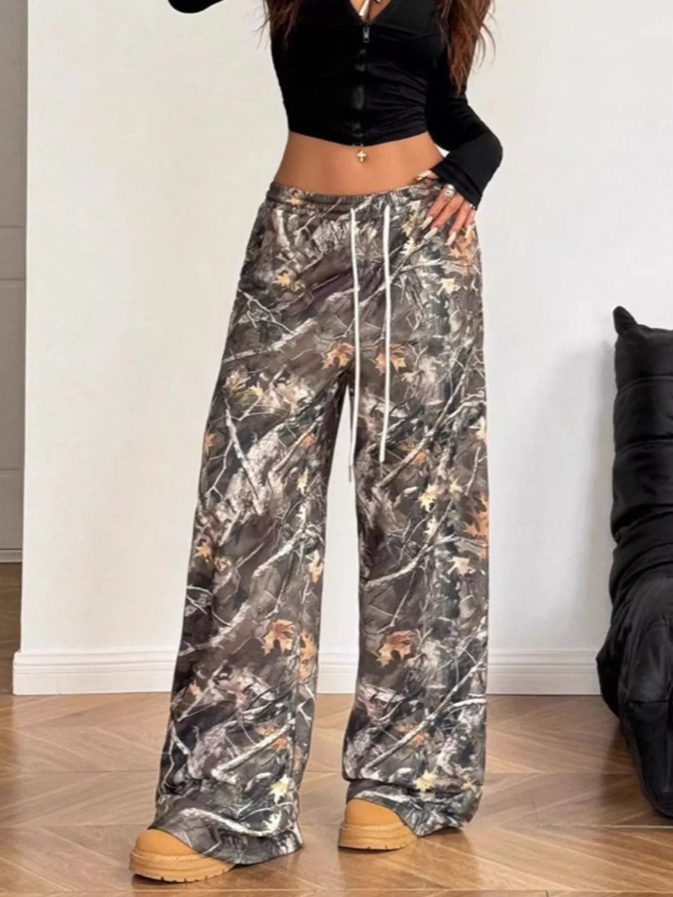 Drawstring Printed Wide Leg Pants - Image 2