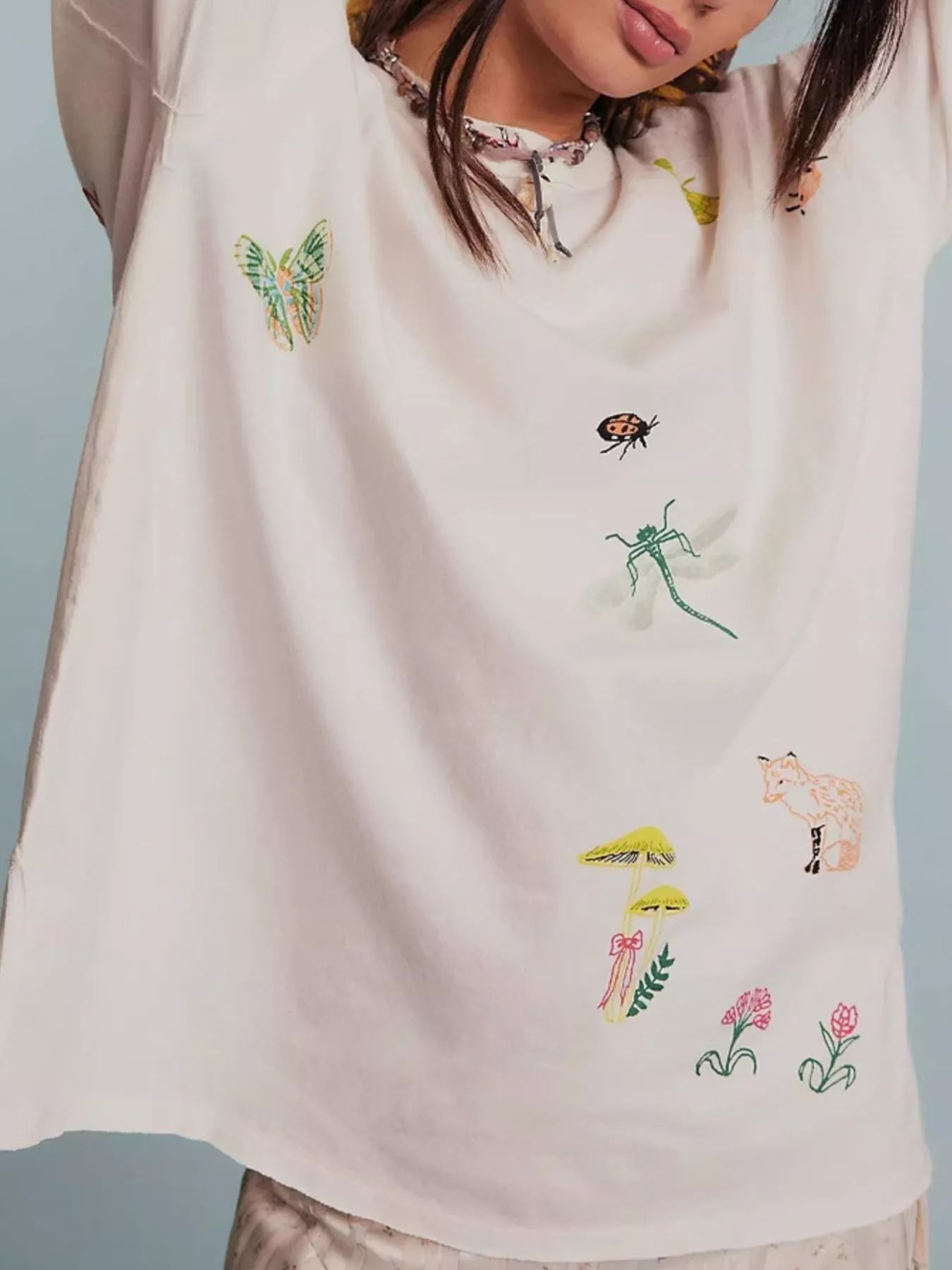Embroidered Crew Neck Long Sleeve Sweatshirt - Image 4