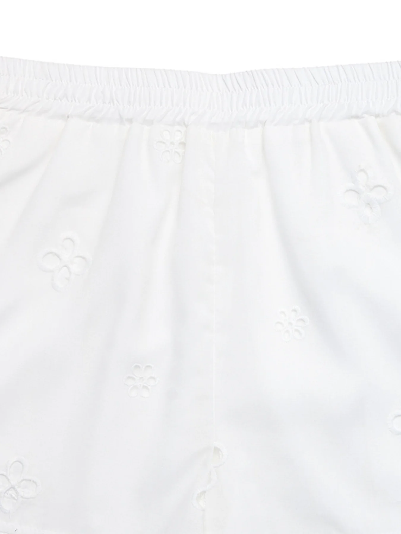 Embroidered Lace Hem Shorts - Image 9