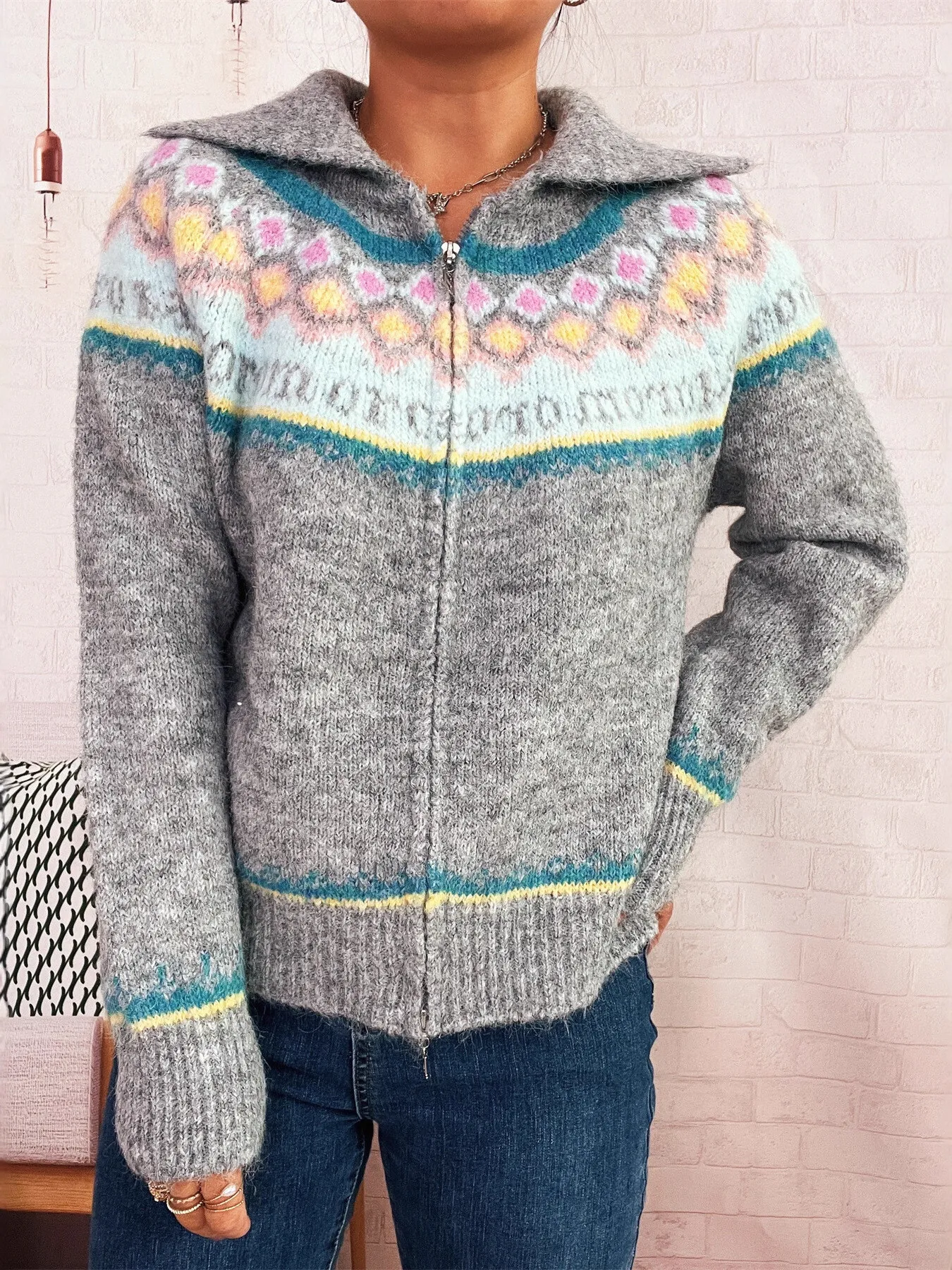 Fair Isle Pattern Zip-Up Cardigan - Image 8