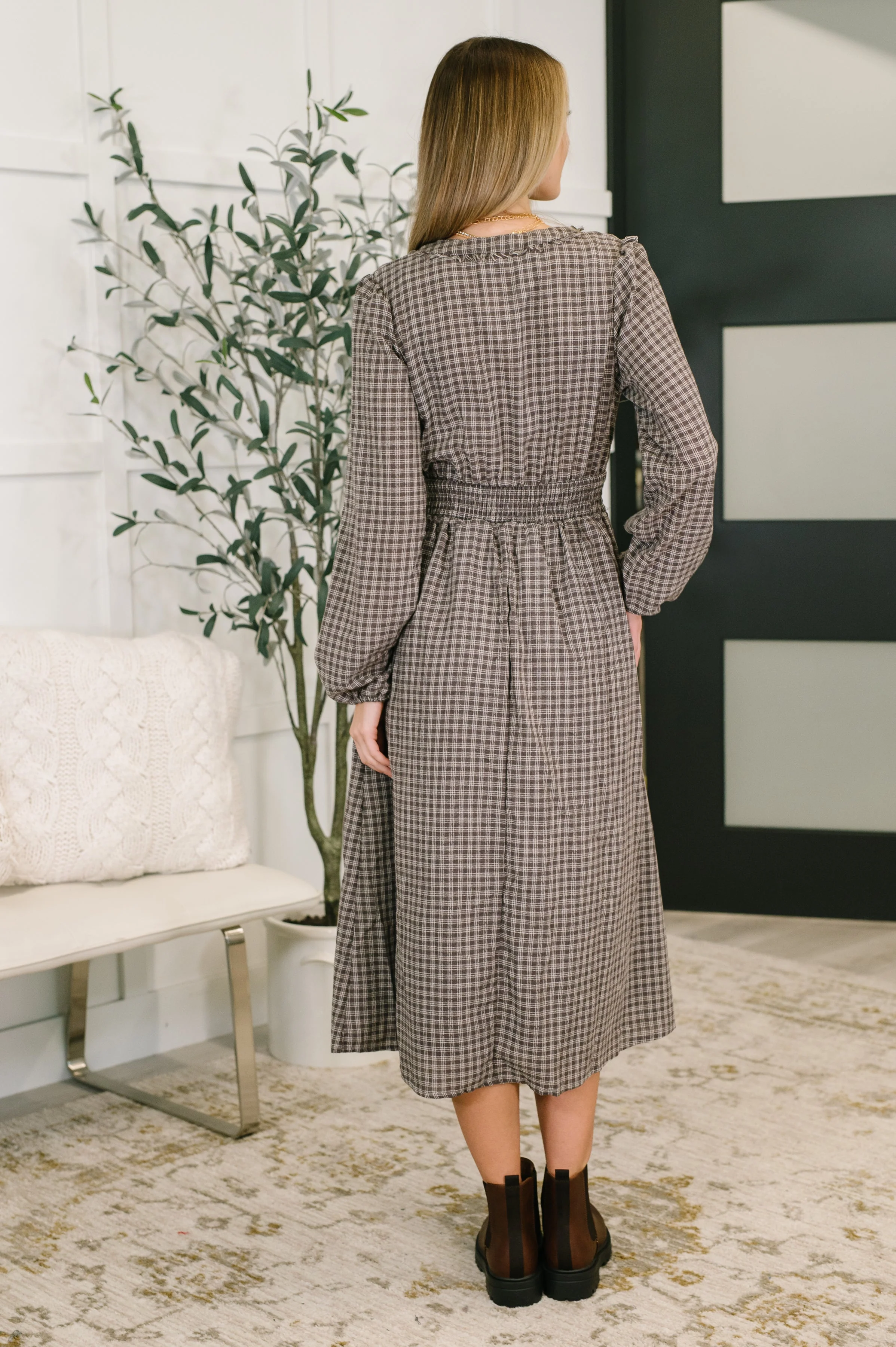 Fairytale Plot Plaid Midi Dress - Image 5