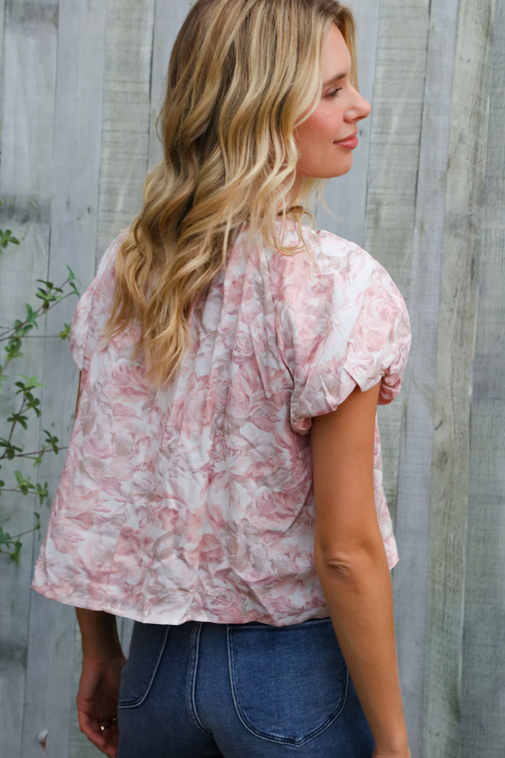Feeling Femme' Blush Scoop Neck Floral Top w/Bow - Image 15