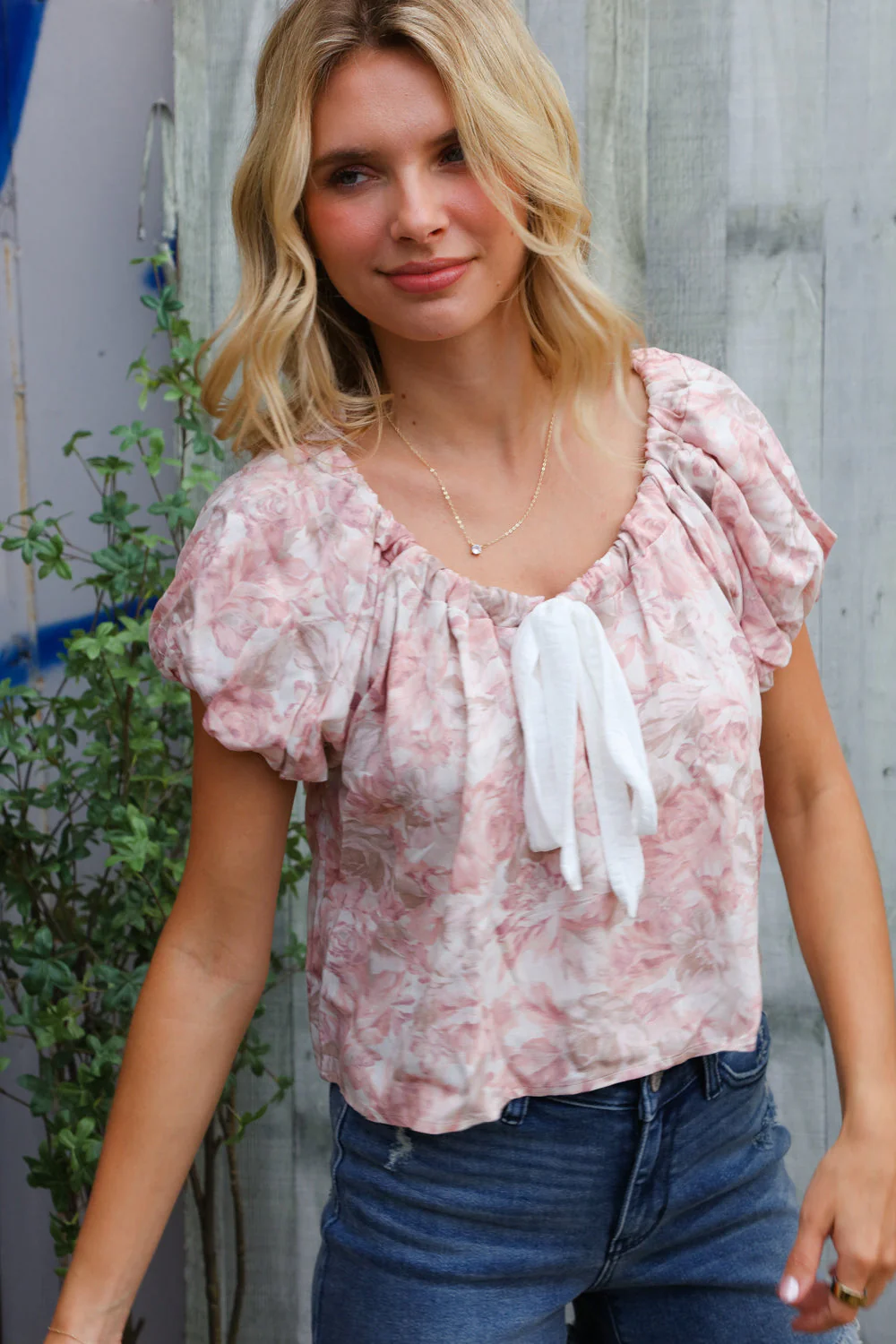Feeling Femme' Blush Scoop Neck Floral Top w/Bow - Image 3