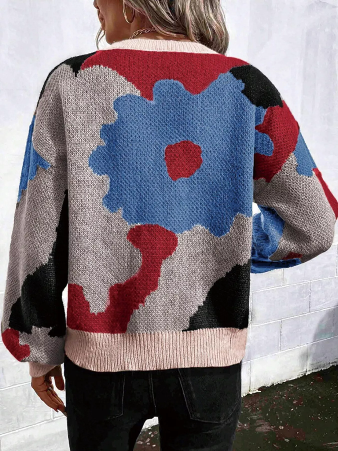 Floral Pattern Round Neck Sweater - Image 11