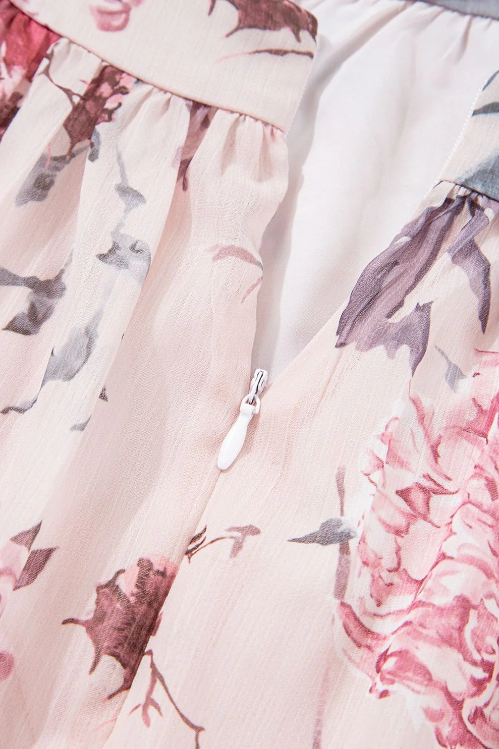 Floral Pleated Deep V Backless Maxi Dress - Image 13