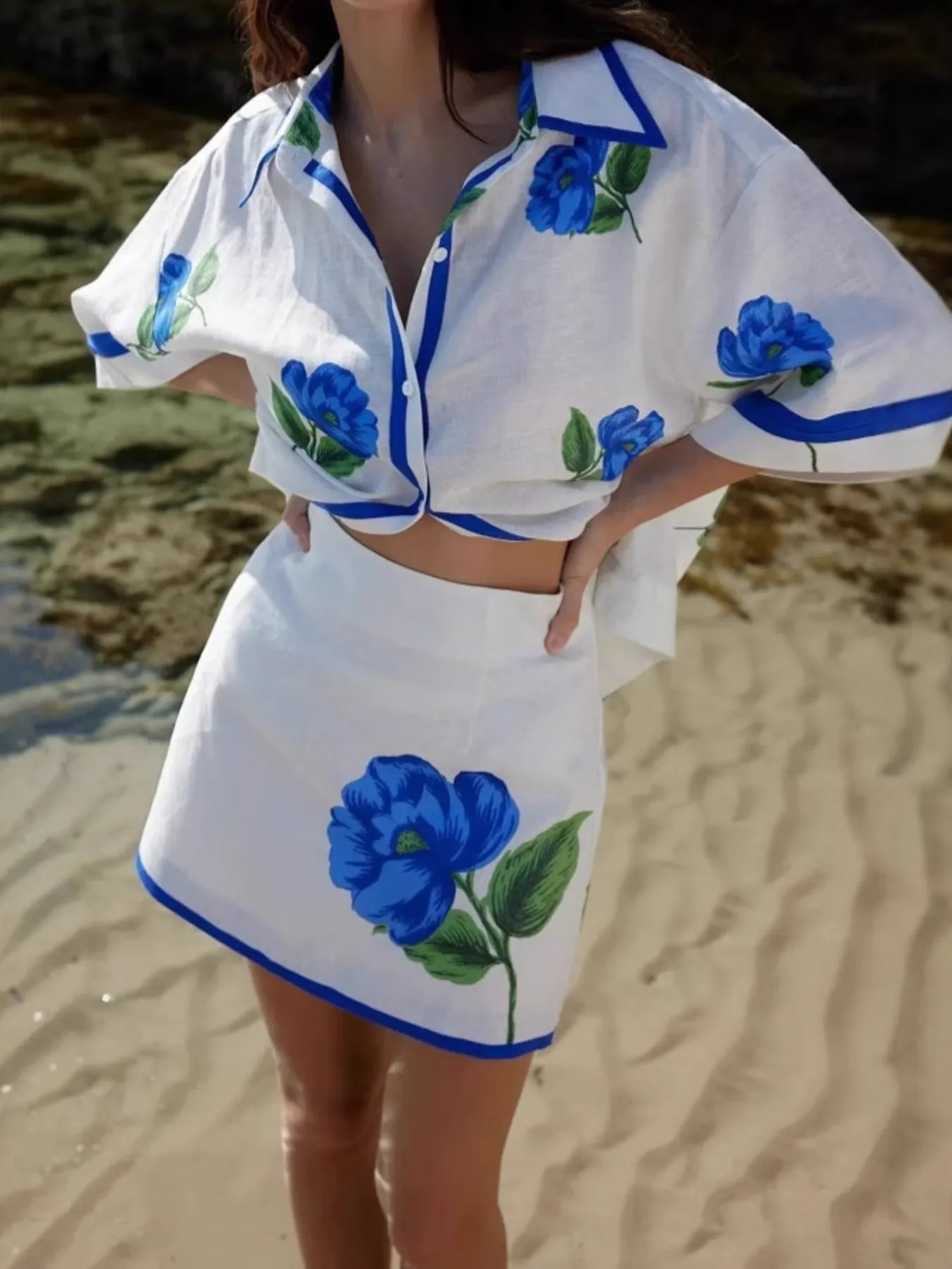 Floral Print Button-Up Shirt and Mini Skirt Set - Image 2