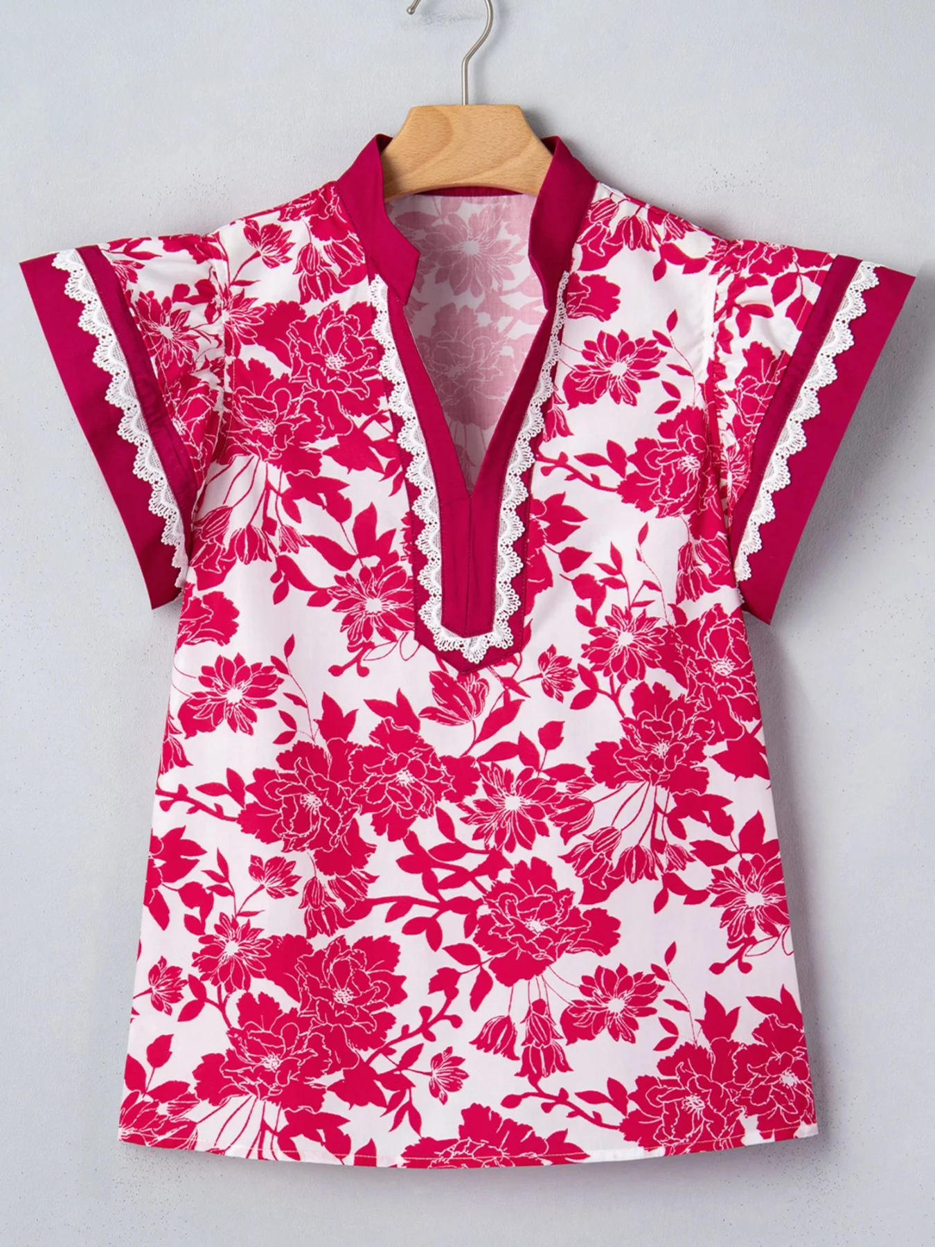 Floral Print Color Block Trim Lace Detail V Neck Flutter Sleeve Blouse - Image 5