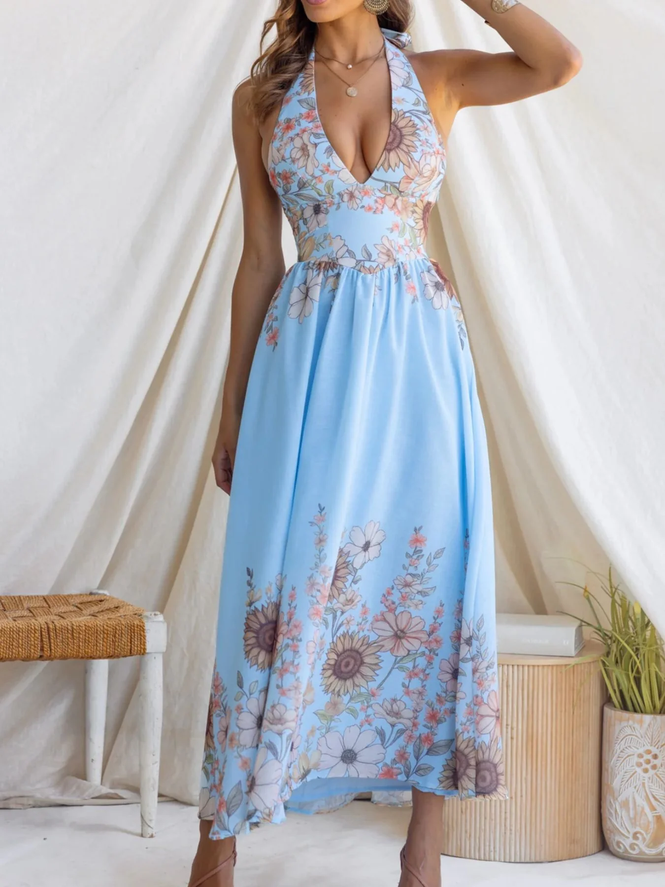 Floral Print Halter Neck Maxi Dress - Image 10
