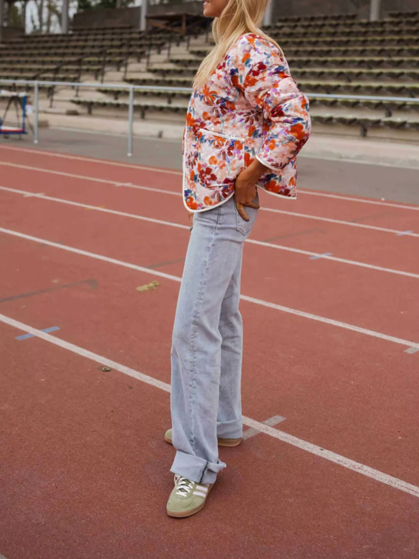 Floral Print Quilted Lightweight Outerwear - Image 5