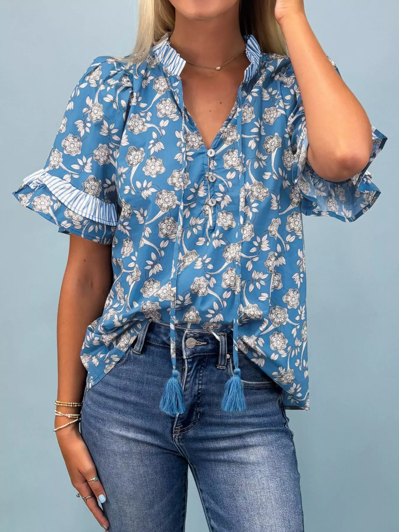 Floral Print Ruffle Sleeve Blouse - Image 2