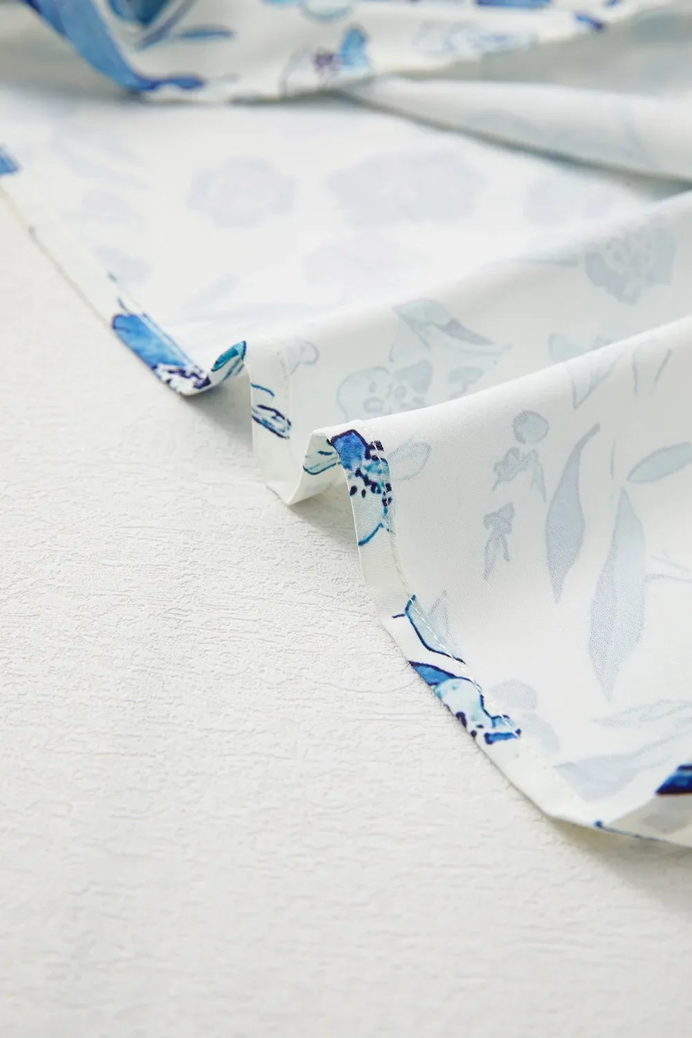 Floral Print Ruffled Short Sleeve Blouse - Image 10