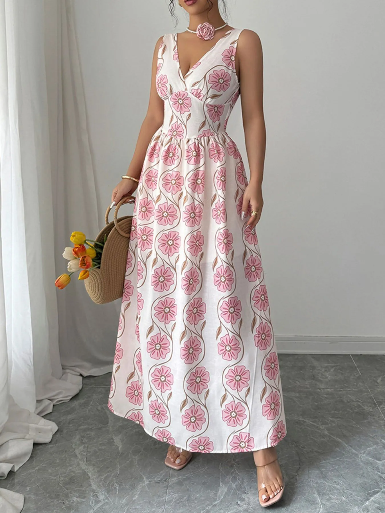 Floral Print Sleeveless Maxi Dress - Image 3