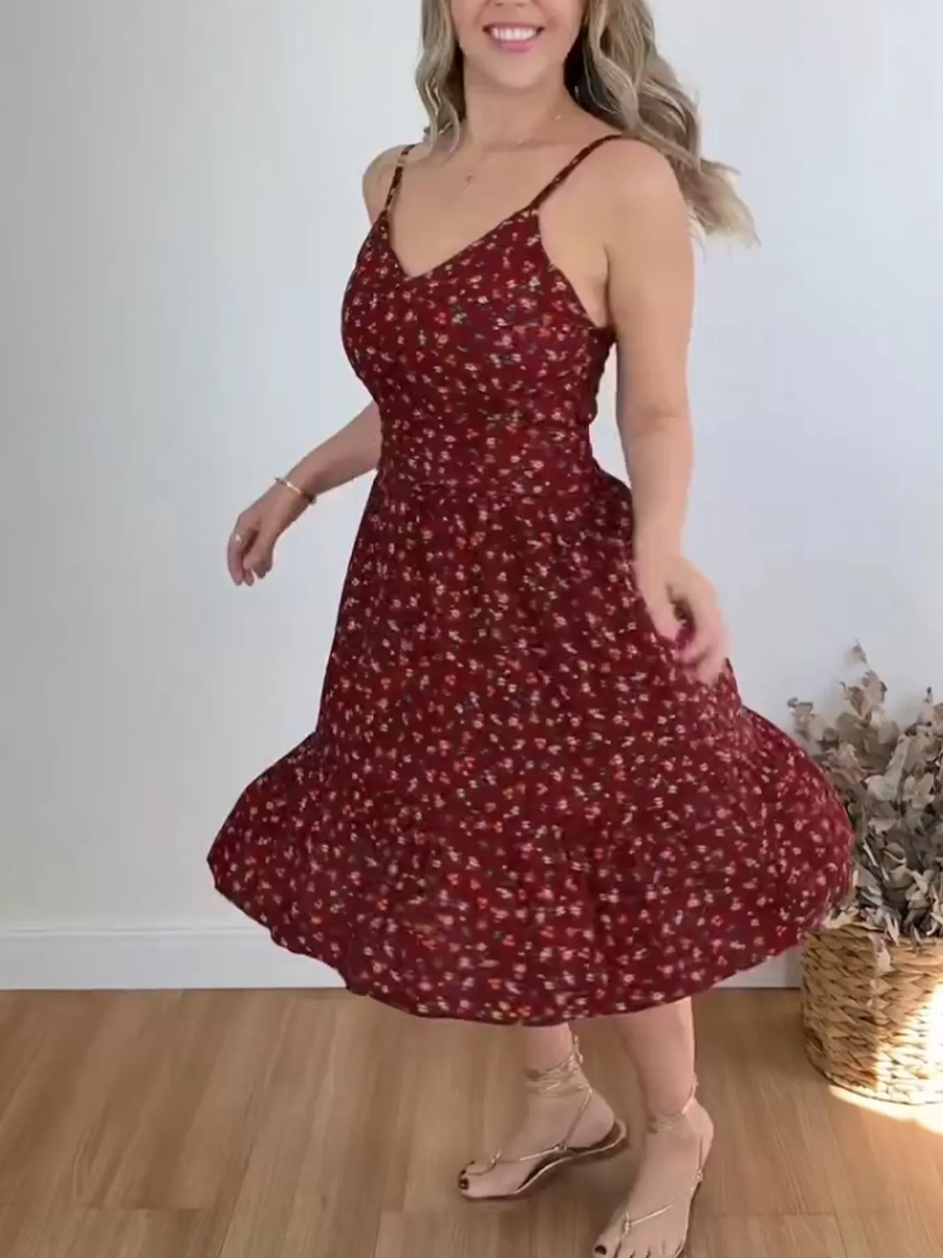 Floral Print Spaghetti Strap Ruffle Hem Dress - Image 4
