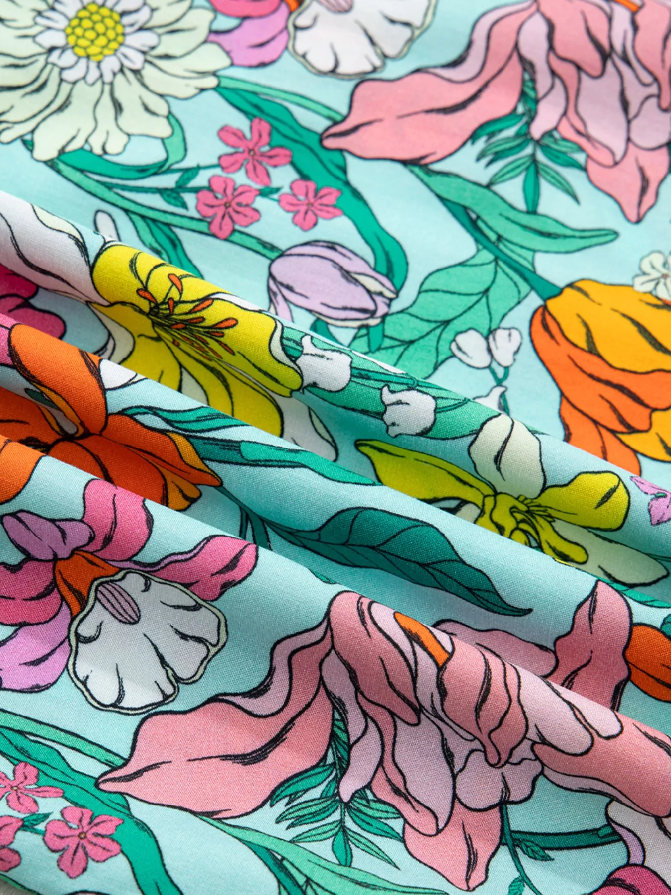 Floral Print Split Neck Button Front Flutter Sleeve Blouse - Image 11