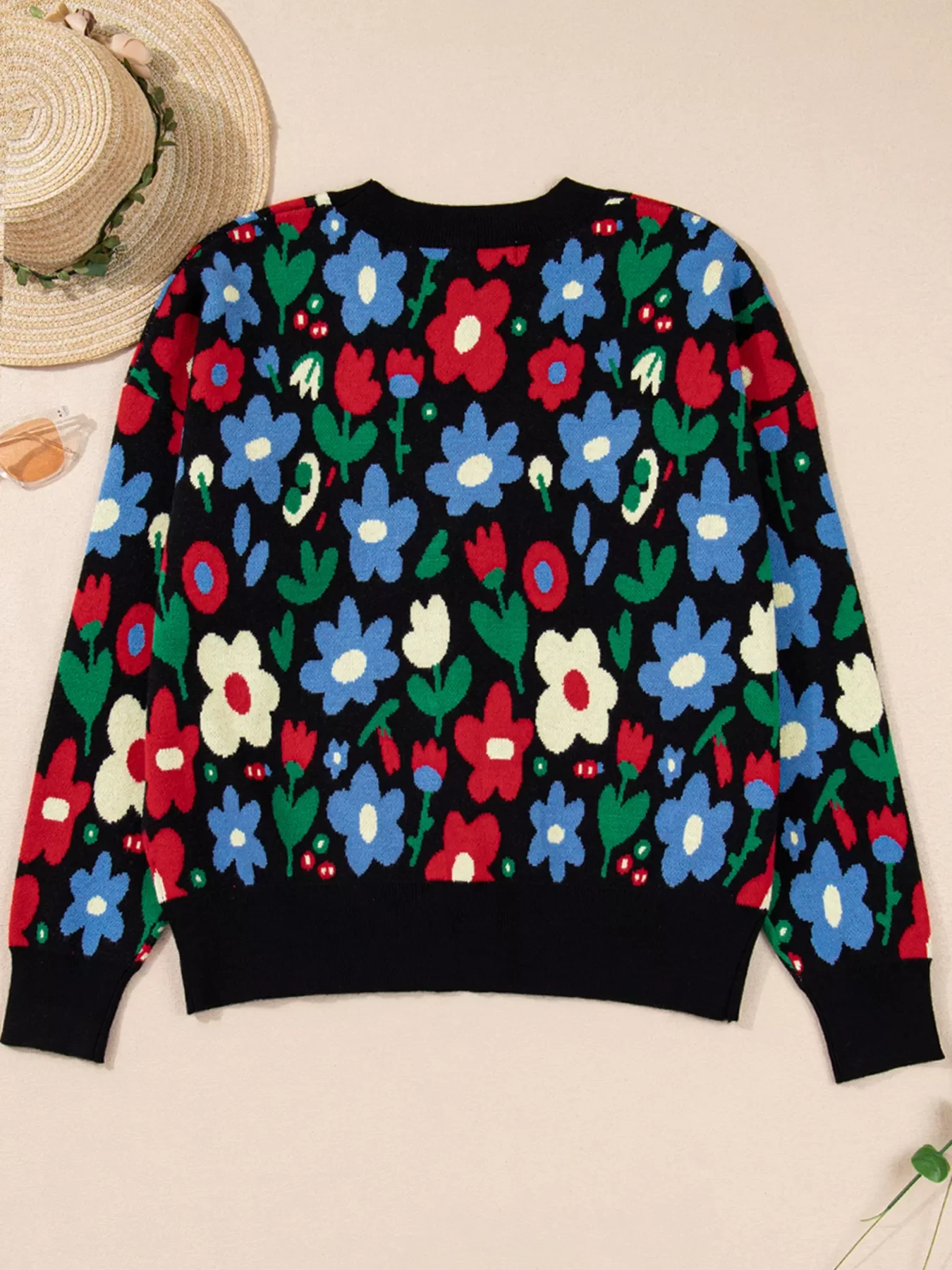 Floral Print V Neck Buttoned Cardigan - Image 4