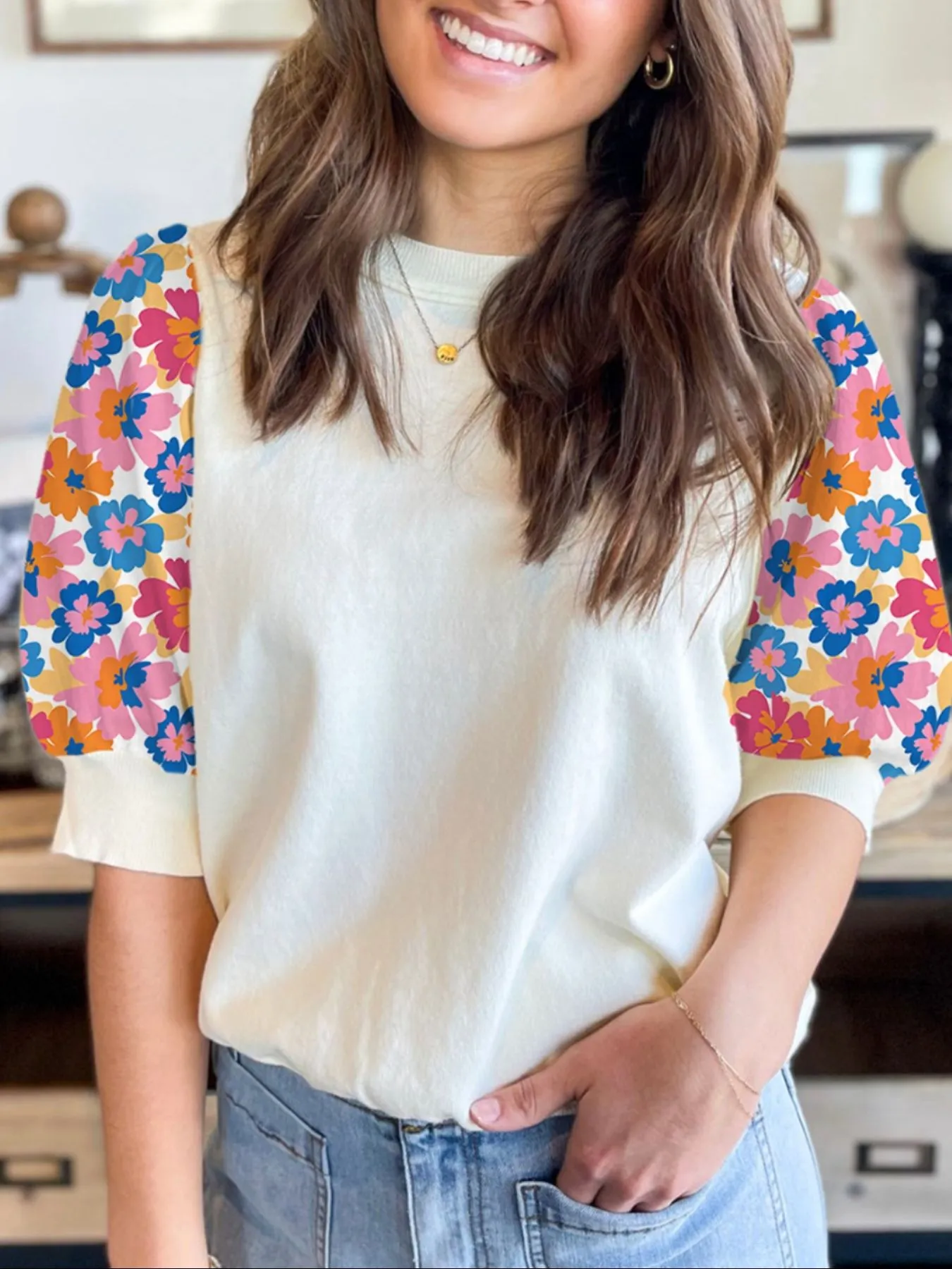 Floral Puff Sleeve Round Neck T-Shirt - Image 3