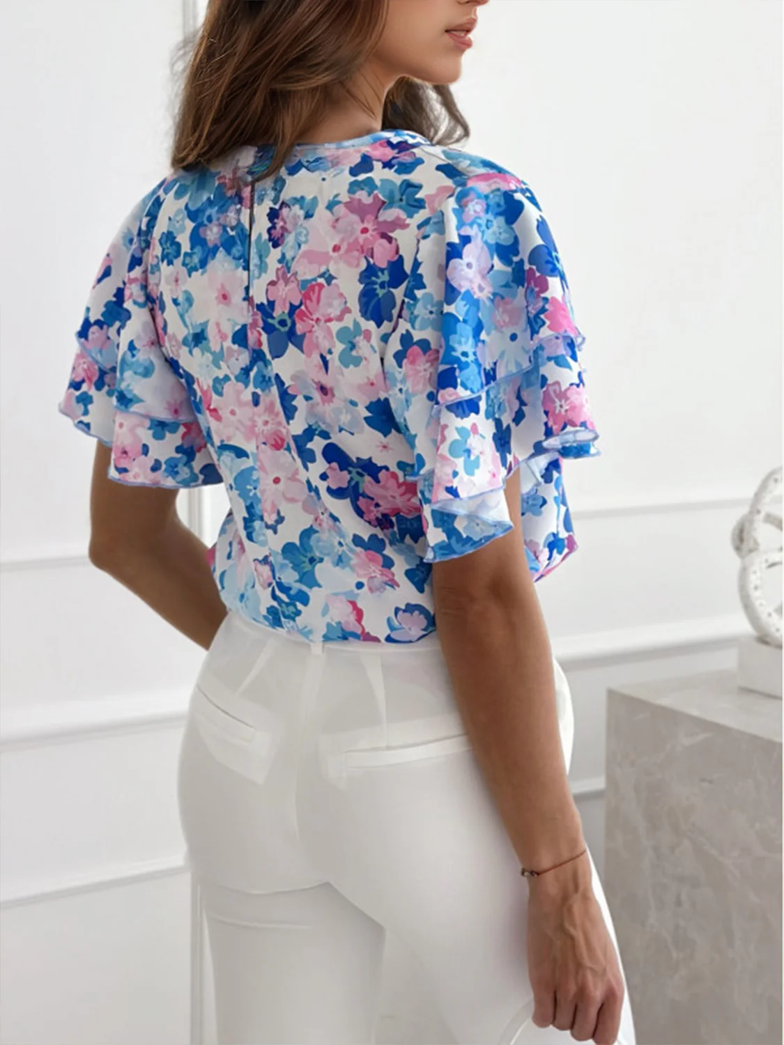 Floral Round Neck Flutter Sleeve Blouse - Image 5