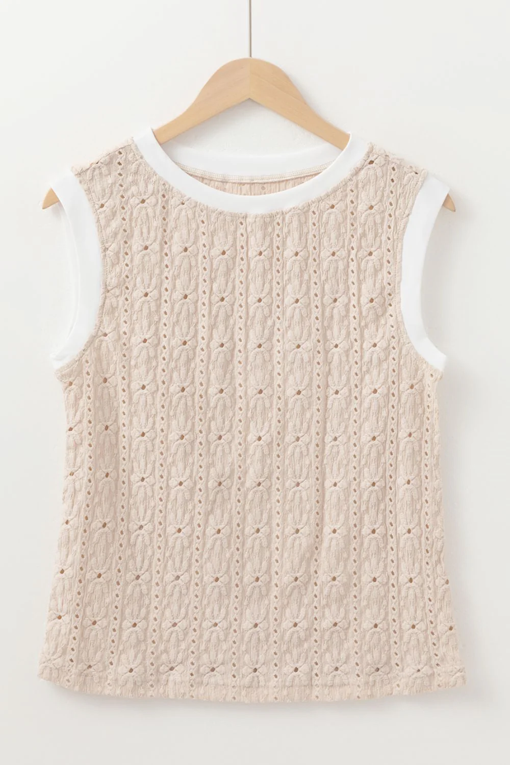 Floral Textured Crew Neck Sleeveless Top - Image 3