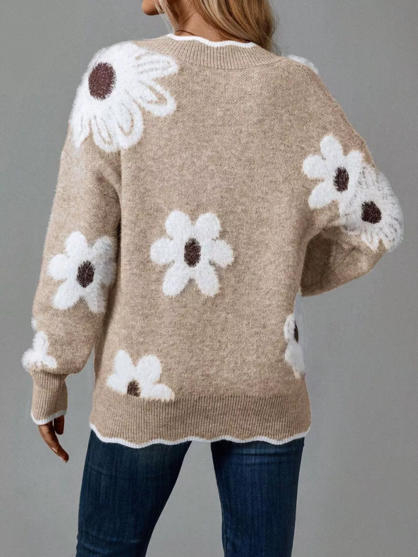 Floral V-Neck Long Sleeve Sweater - Image 10