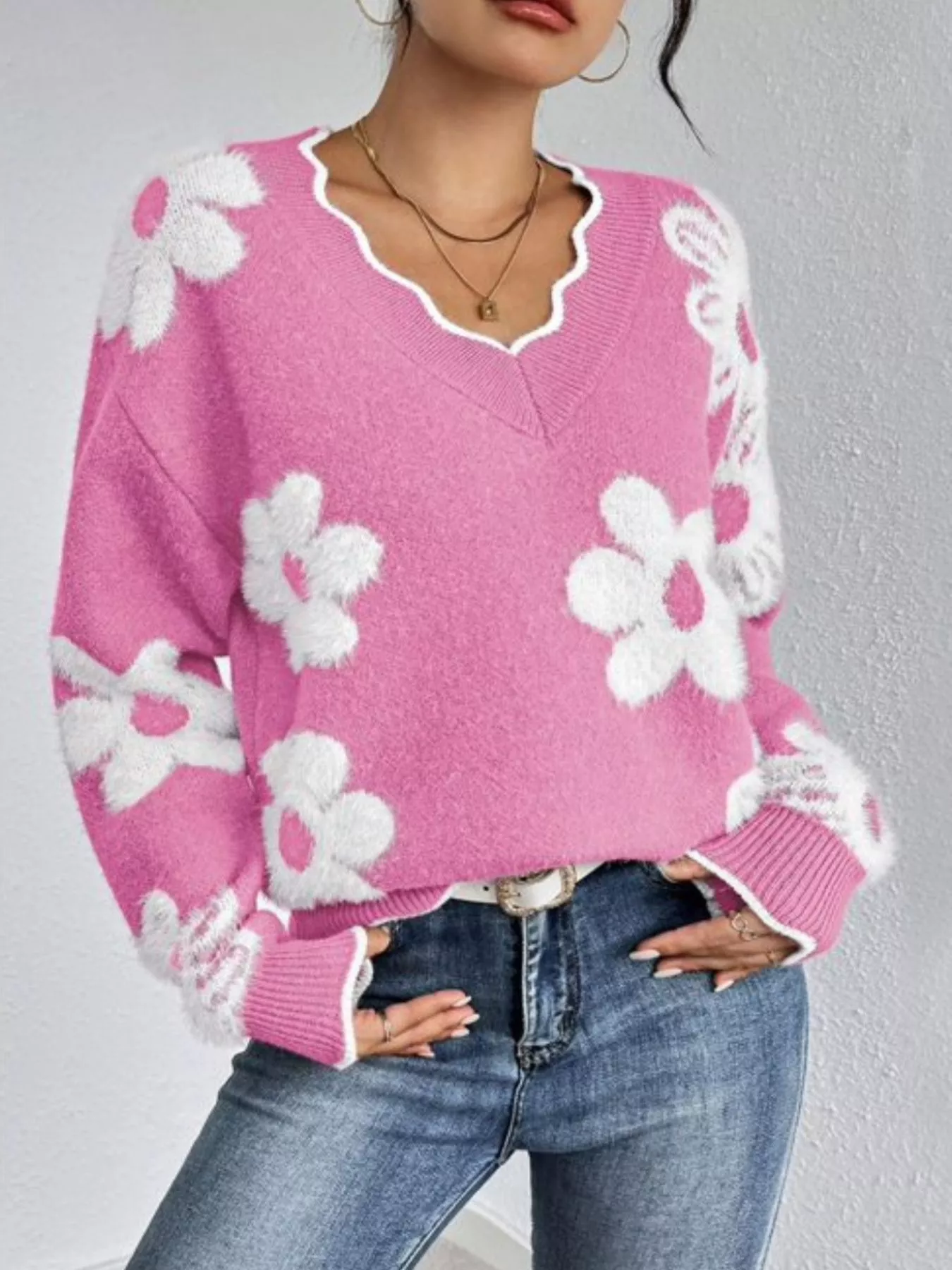 Floral V-Neck Long Sleeve Sweater - Image 17