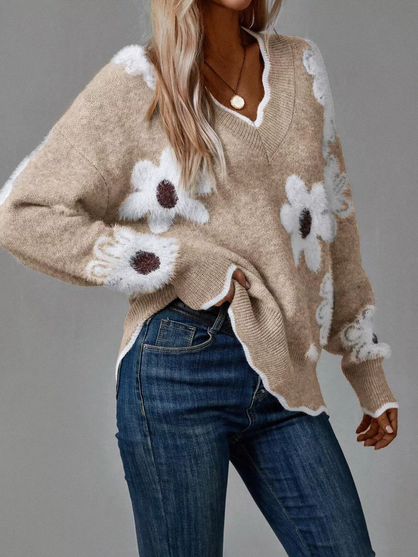 Floral V-Neck Long Sleeve Sweater - Image 8