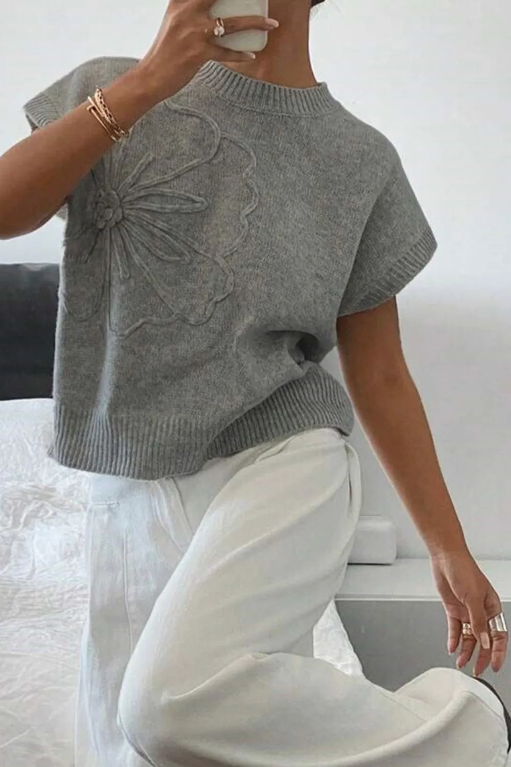 Flower Pattern Ribbed Trim Short Sleeve Boxy Sweater - Image 3