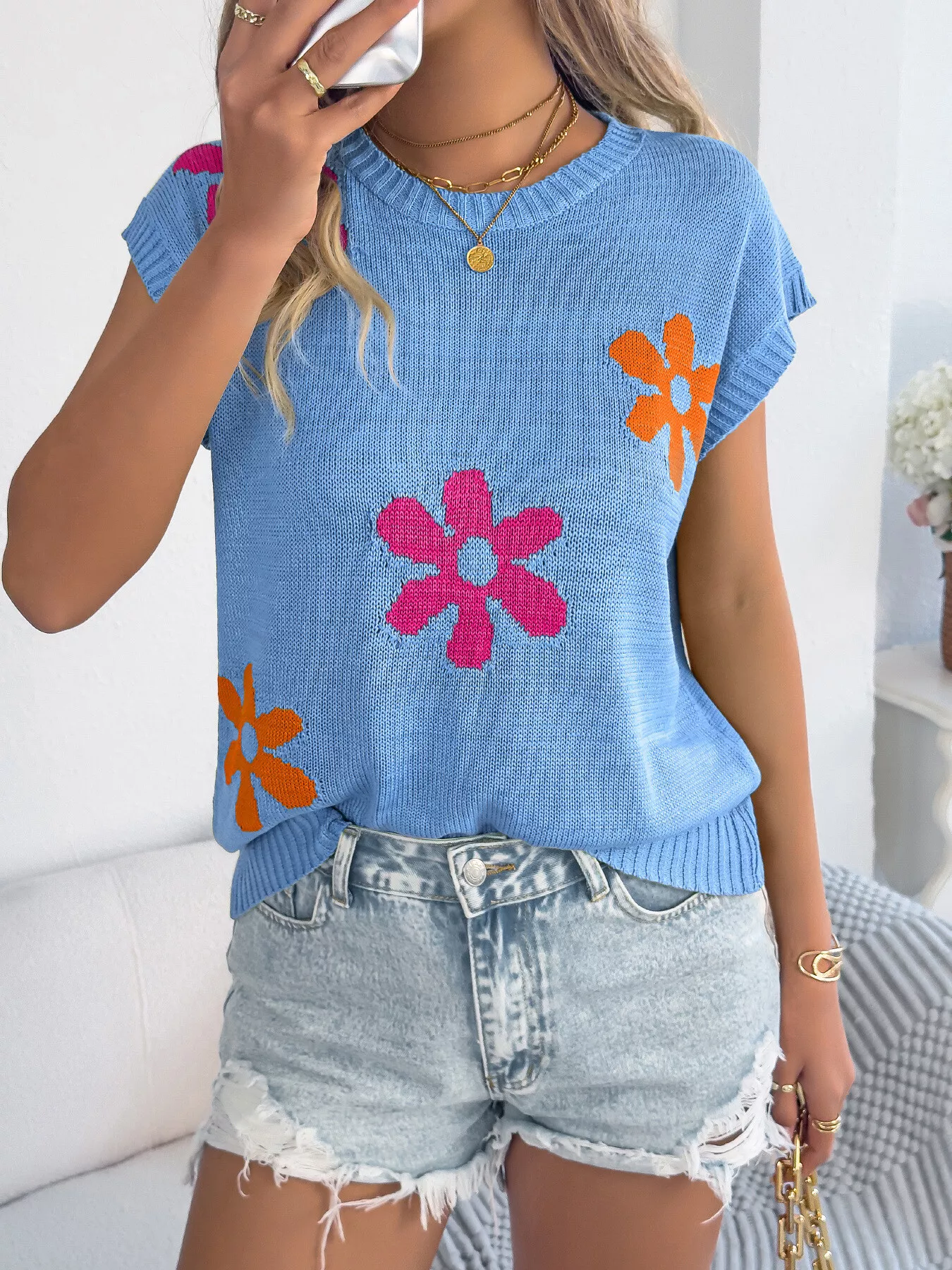 Flower Round Neck Sweater - Image 12