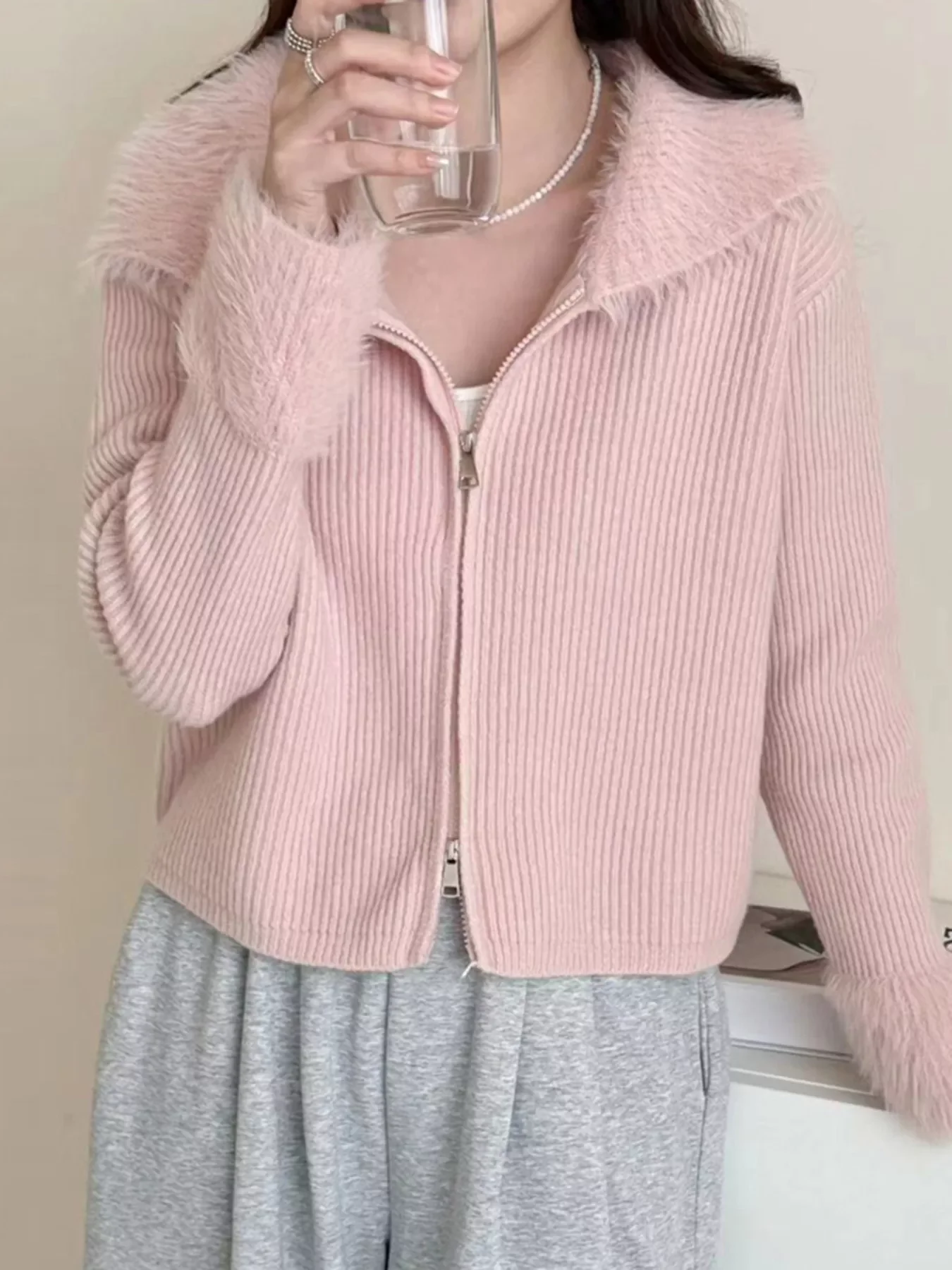 Fluffy Trim Zip-Up Cardigan - Image 4