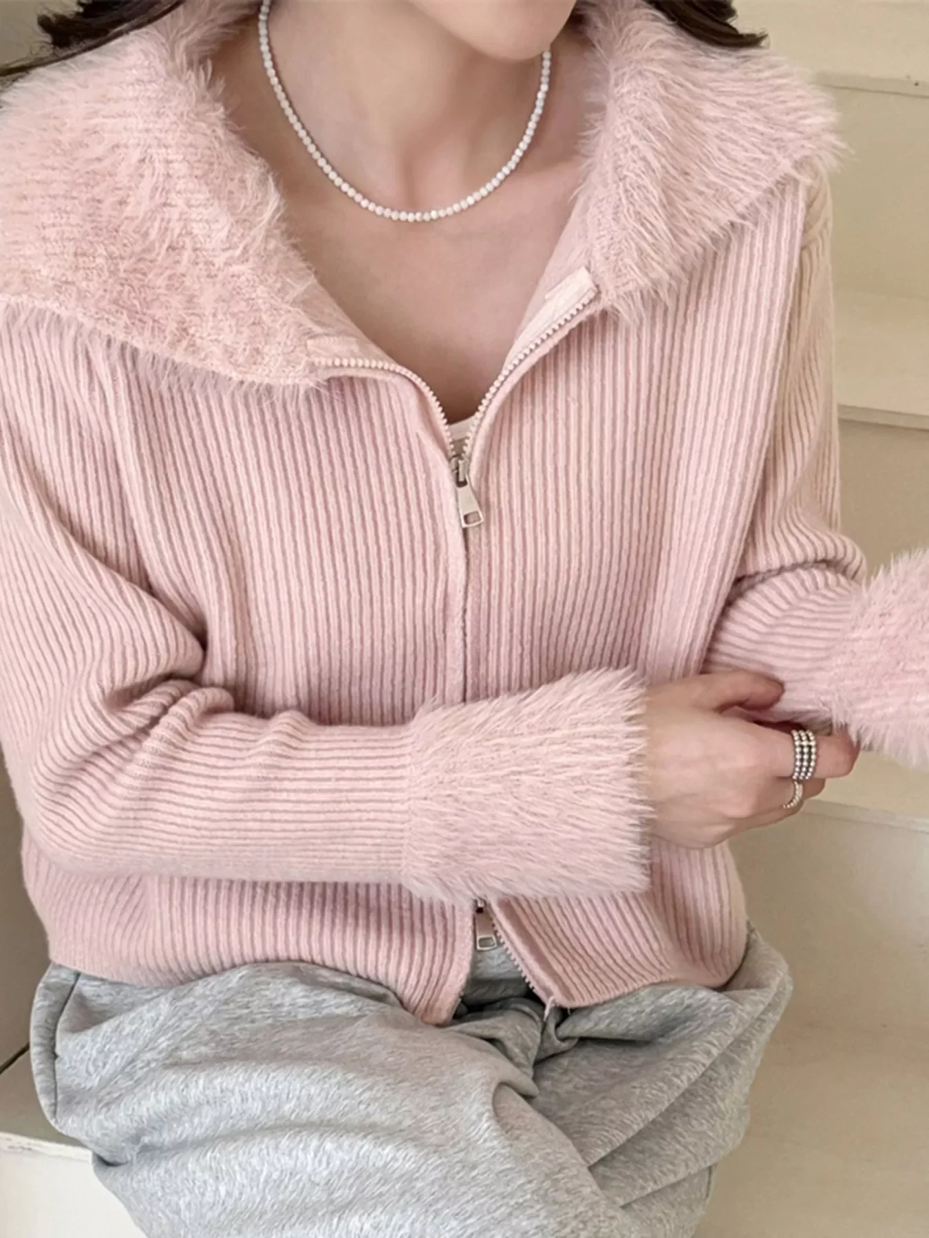 Fluffy Trim Zip-Up Cardigan - Image 5