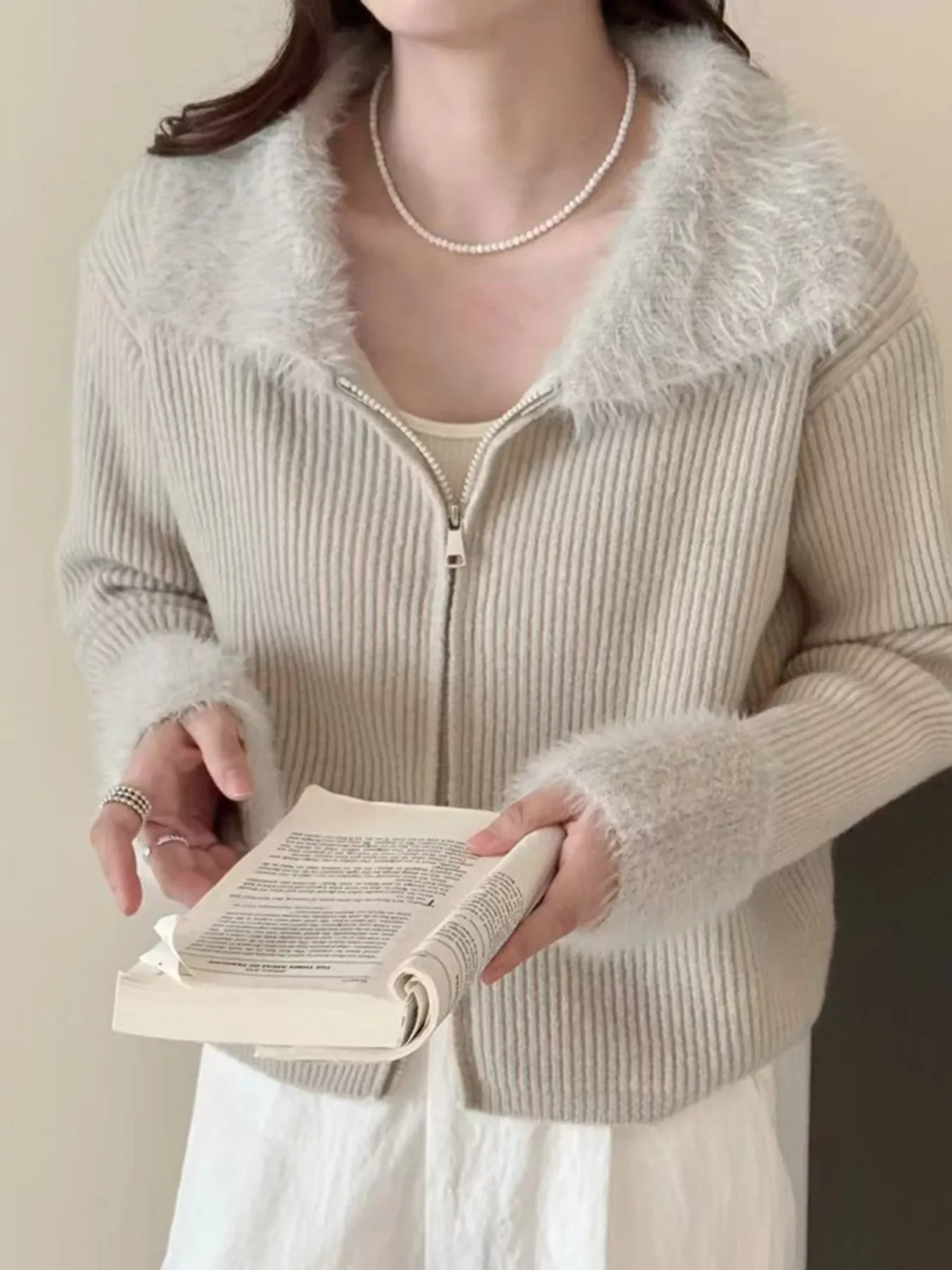 Fluffy Trim Zip-Up Cardigan - Image 6