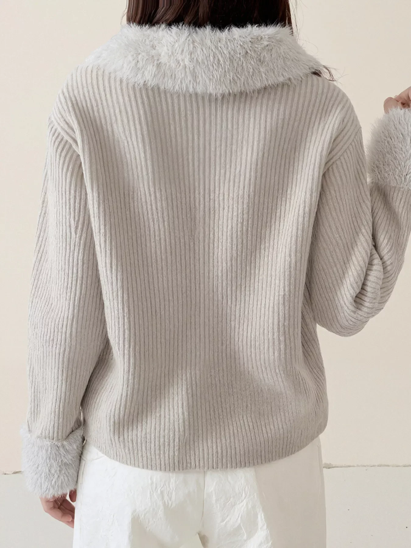 Fluffy Trim Zip-Up Cardigan - Image 9
