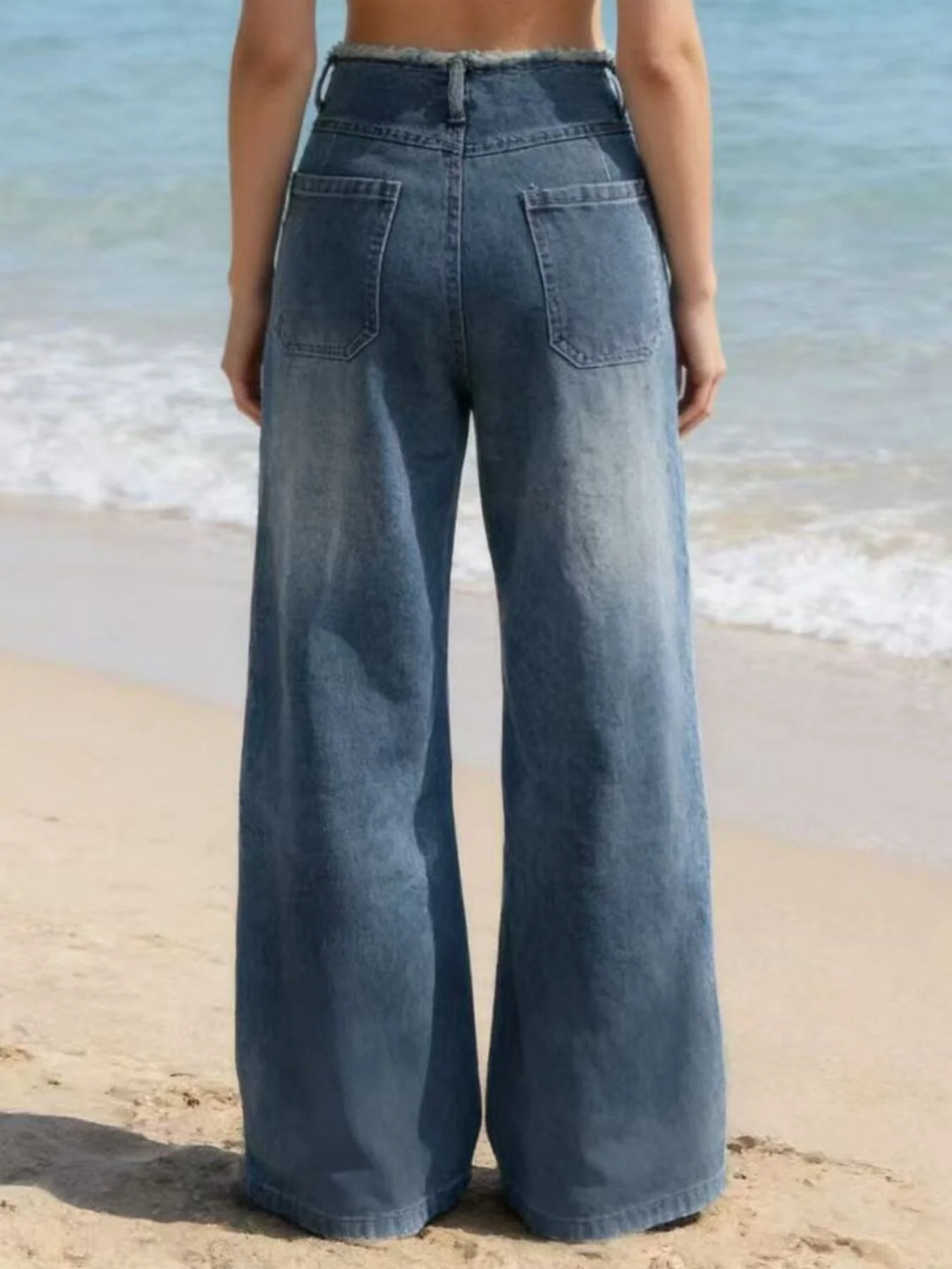 Frayed Hem Wide Leg Jeans - Image 5