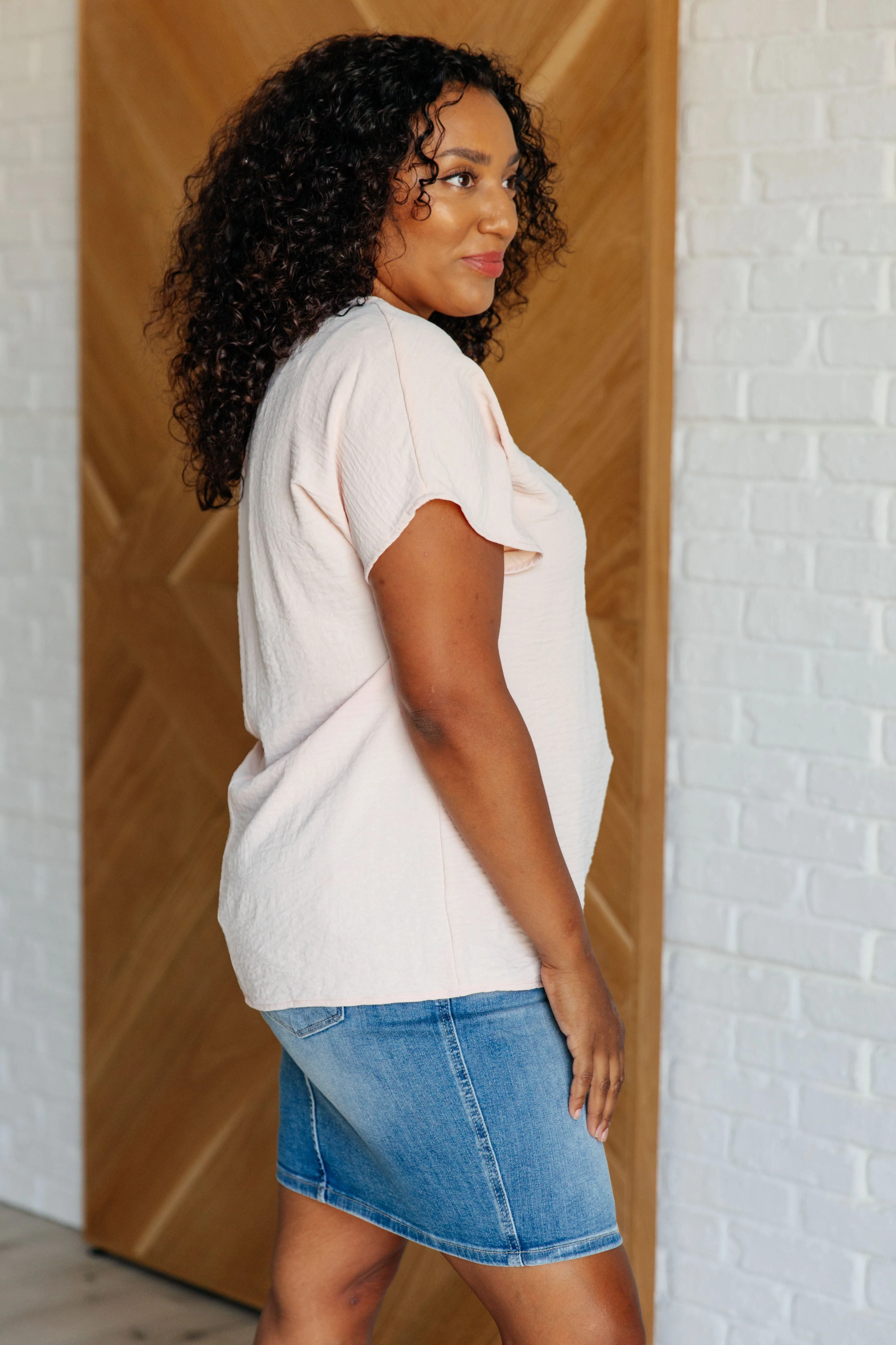 Frequently Asked Questions V-Neck Top in Blush - Image 6