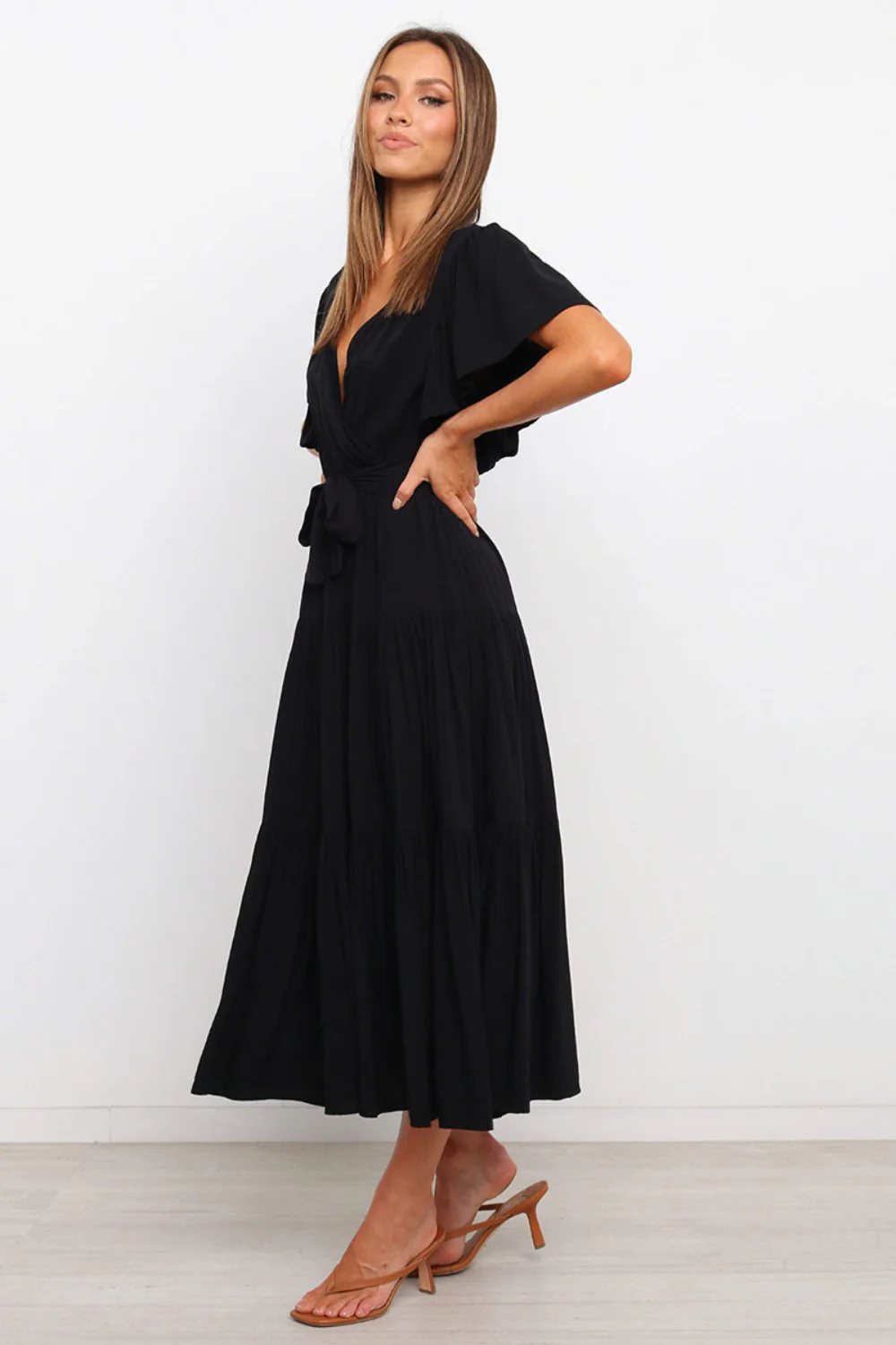 Front Tie Short Sleeve Tiered Midi Dress - Image 4