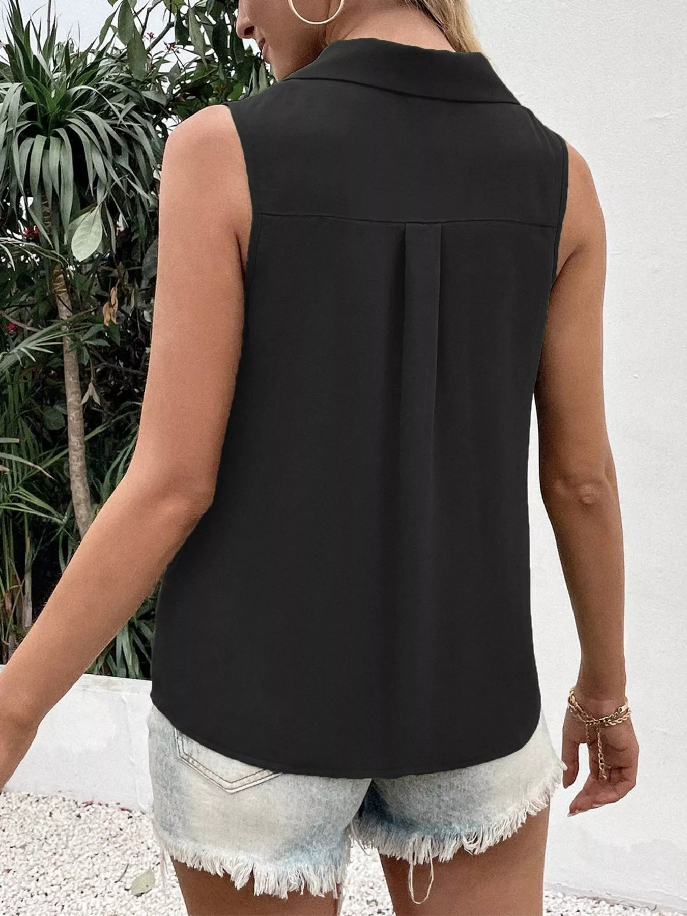 Full Size Button-Down Tank Top Plus Size - Image 7