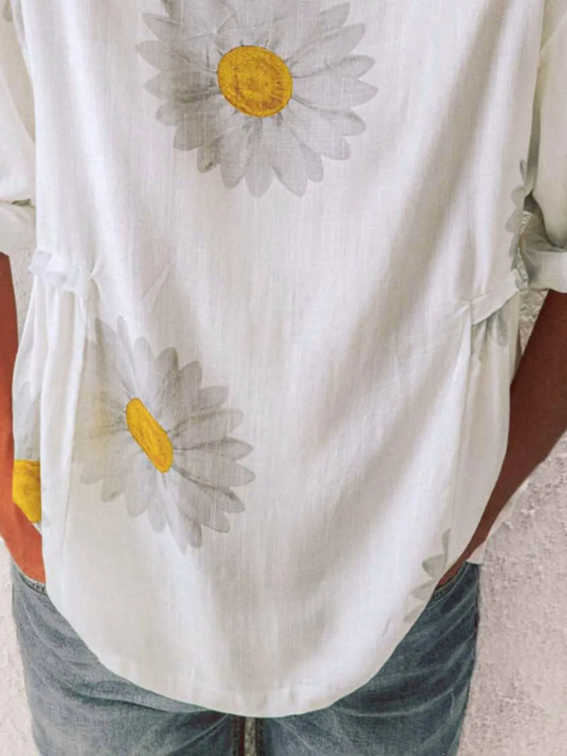 Full Size Flower Round Neck Half Sleeve T-Shirt Plus Size - Image 4