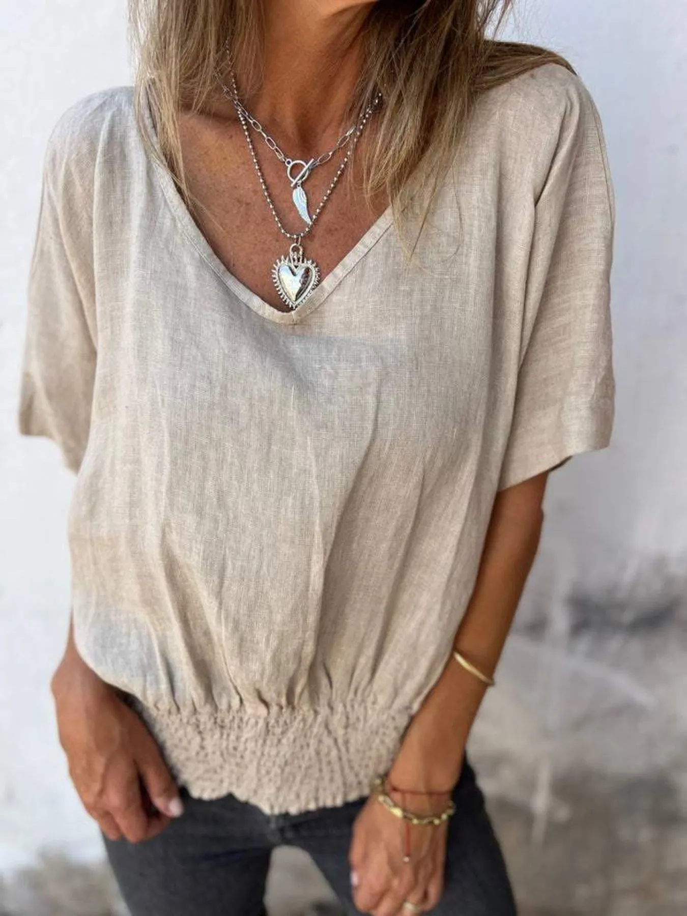 Full Size Smocked Hem V-Neck Relaxed Fit T-Shirt Plus Size - Image 7