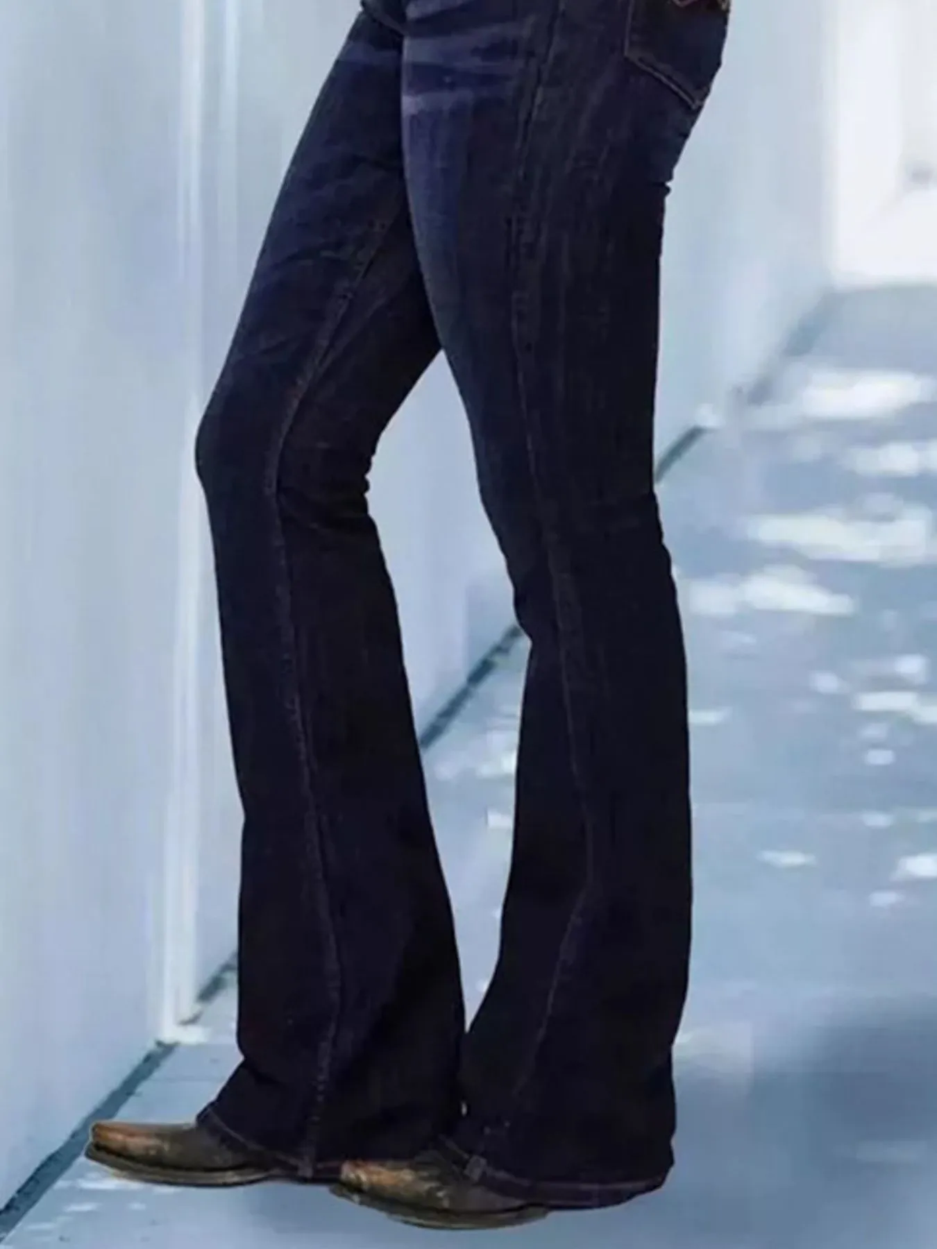 Full Size Wash Flare Jeans with Pockets Plus Size - Image 2